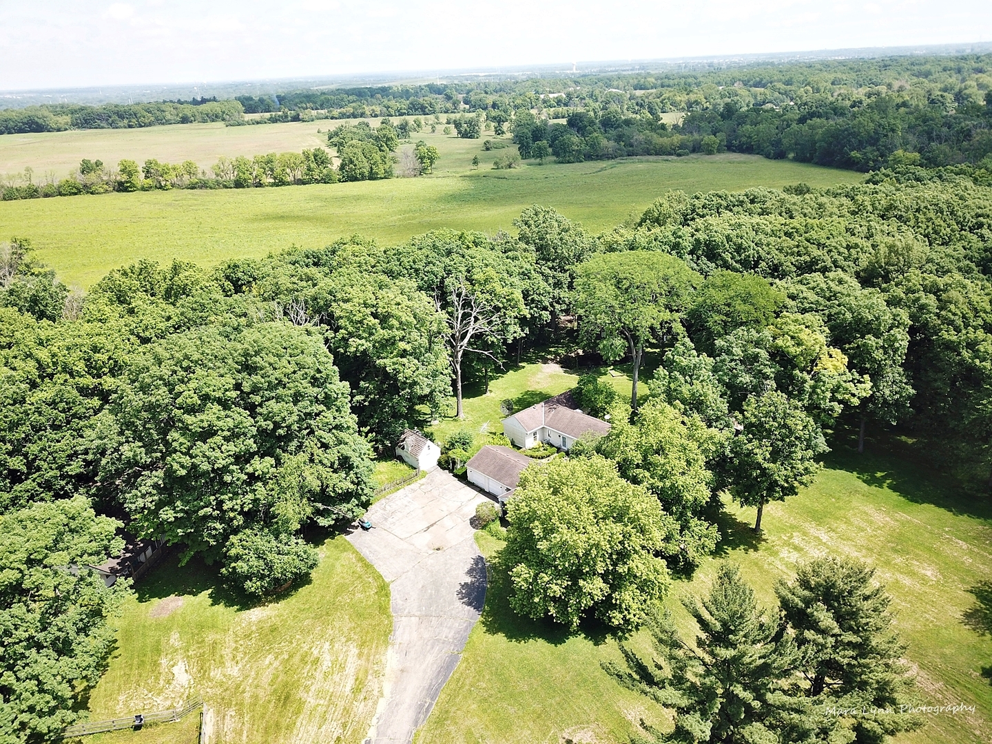 5N764 Surrey Road Wayne, IL 60174 - Photo 1 of 17