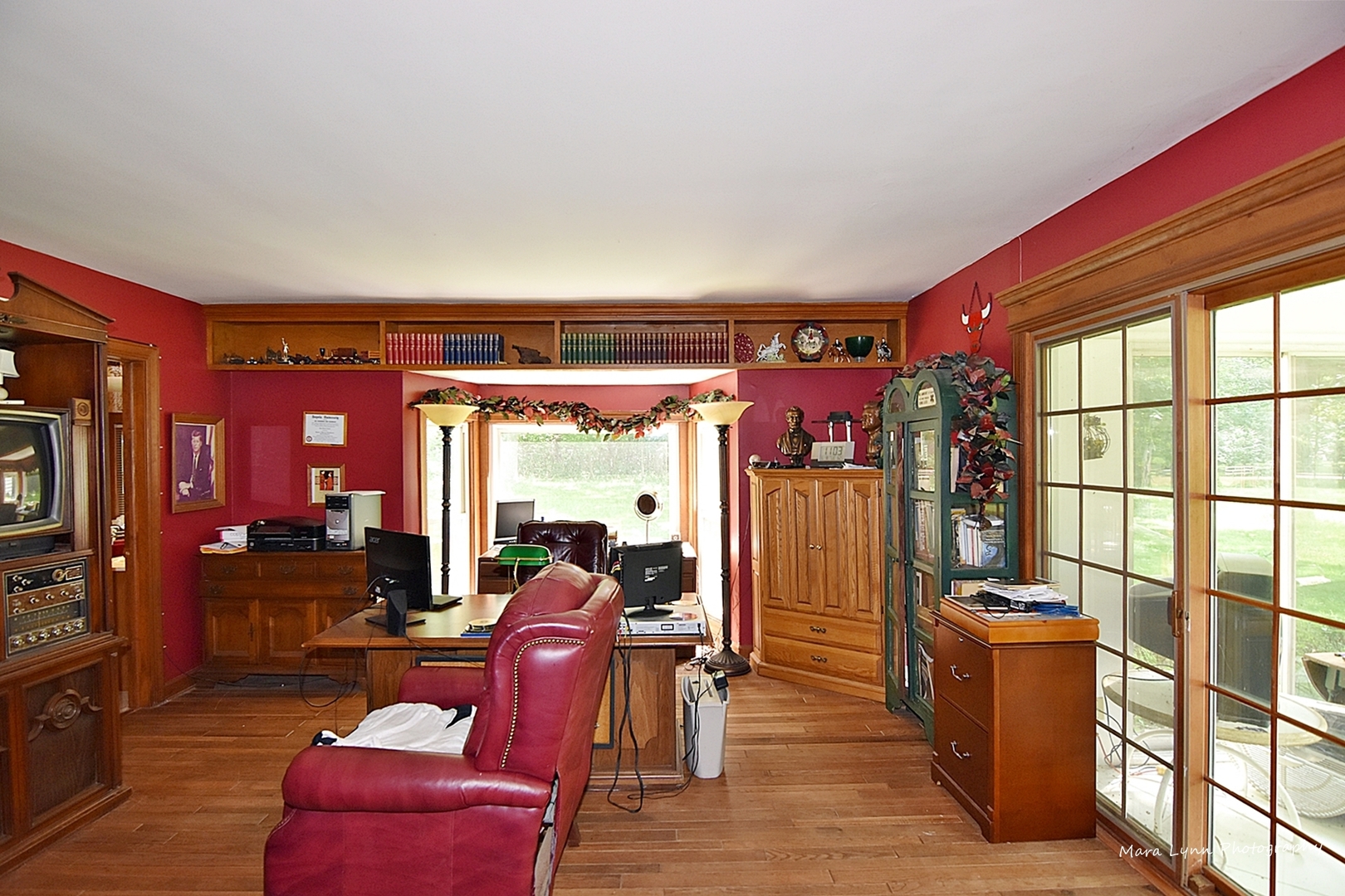 5N764 Surrey Road Wayne, IL 60174 - Photo 13 of 17