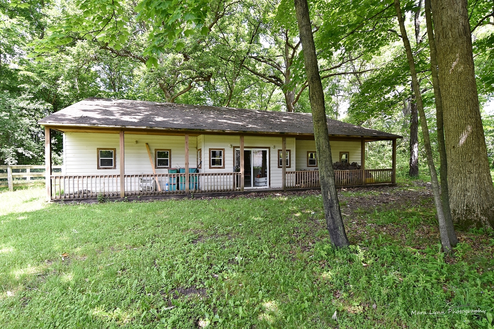 5N764 Surrey Road Wayne, IL 60174 - Photo 15 of 17