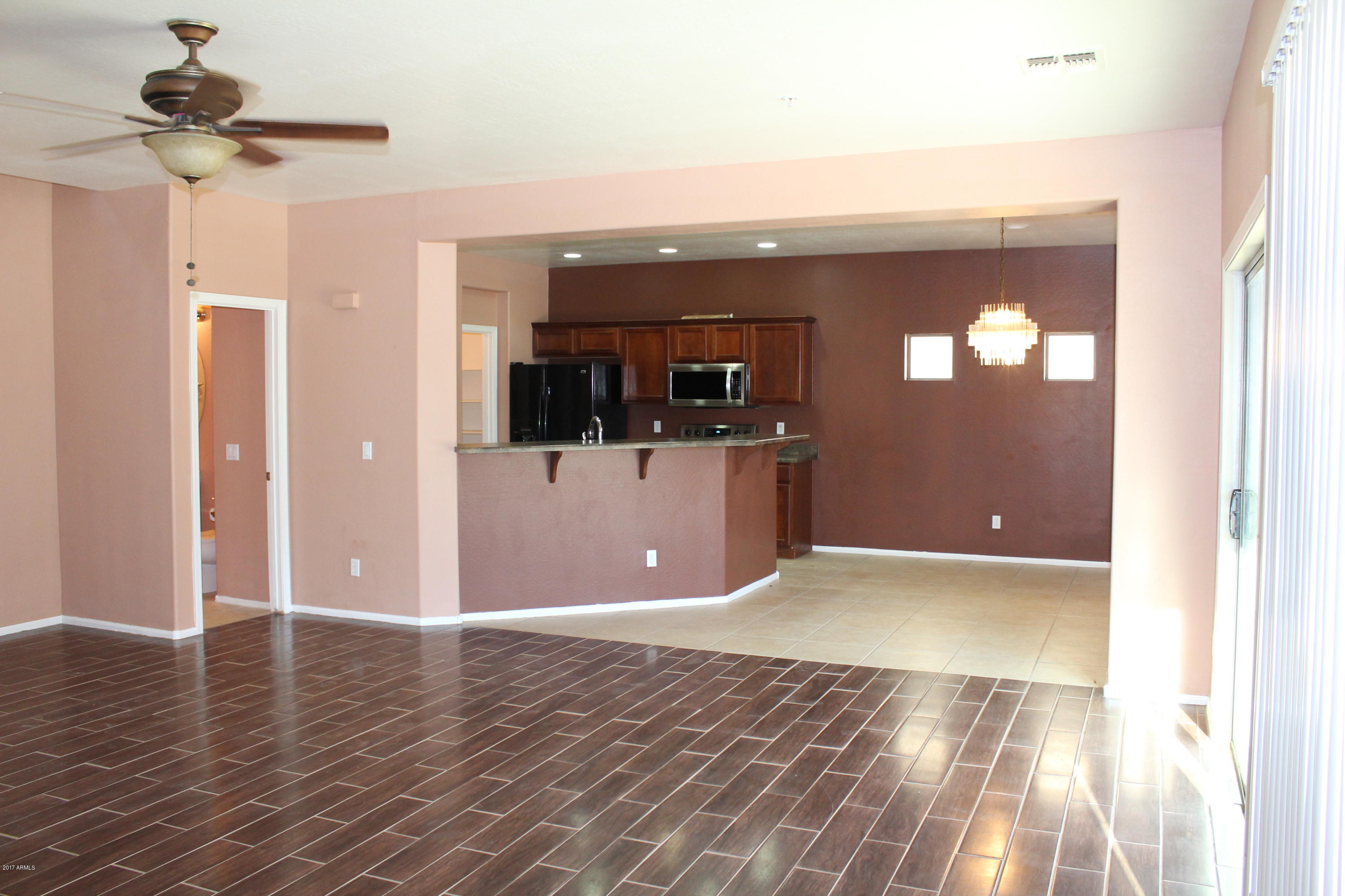 939 East Randy Street Avondale, AZ 85323 - Photo 6 of 28 IMG_2740