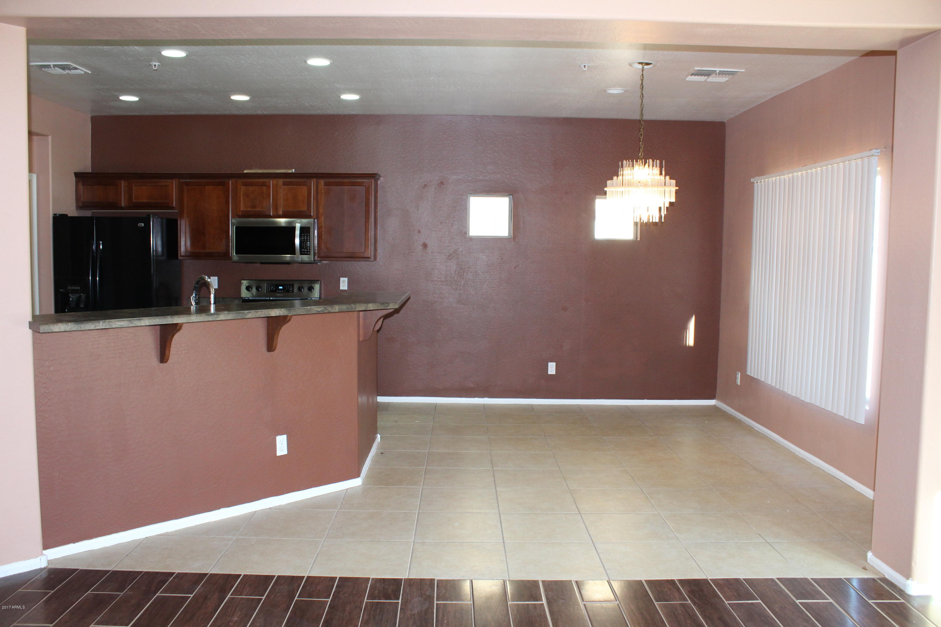 939 East Randy Street Avondale, AZ 85323 - Photo 7 of 28 IMG_2741