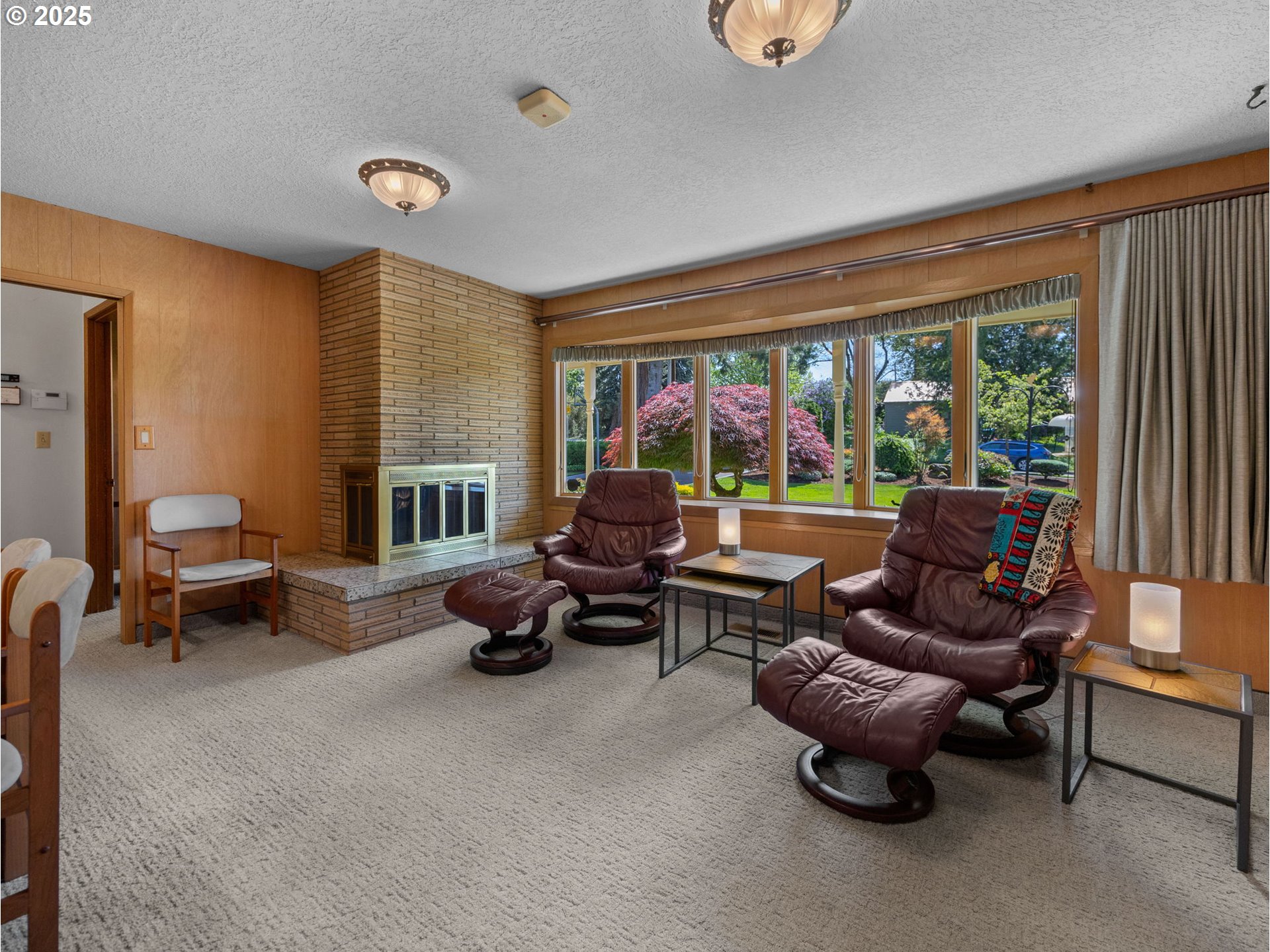 21949 Northeast Couch Street Gresham, OR 97030 - Photo 13 of 48 Family Room