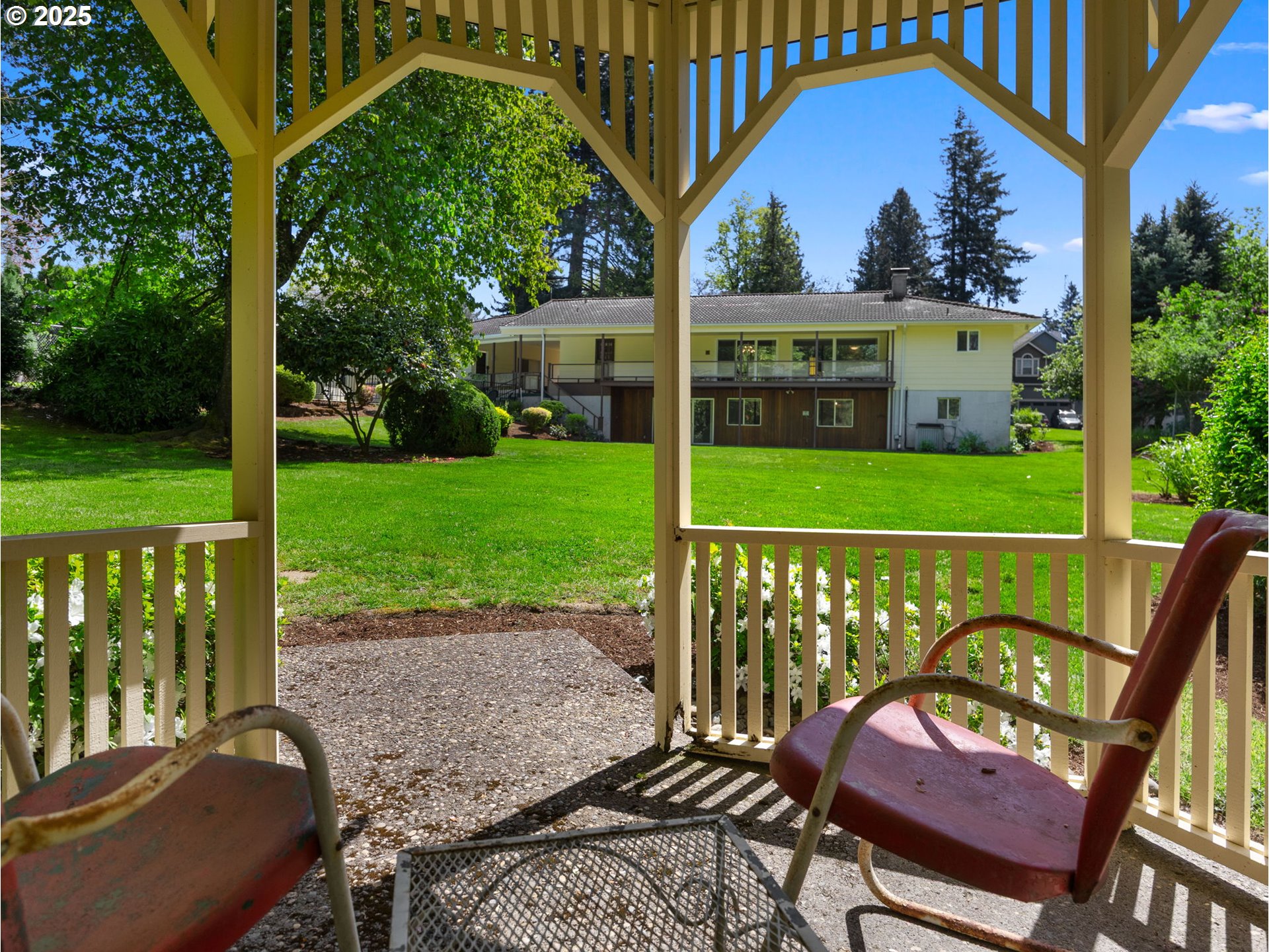 21949 Northeast Couch Street Gresham, OR 97030 - Photo 39 of 48