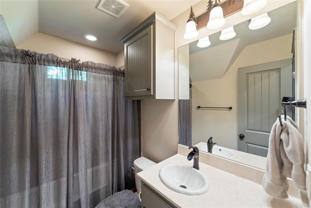 150 Cypress Marina Road Scroggins, TX 75480 - Photo 24 of 38 Upstairs Bathroom