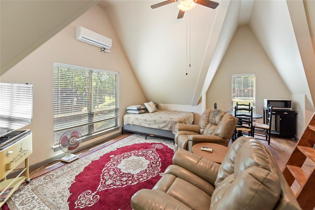 150 Cypress Marina Road Scroggins, TX 75480 - Photo 29 of 38 Guest Suite above Garage
