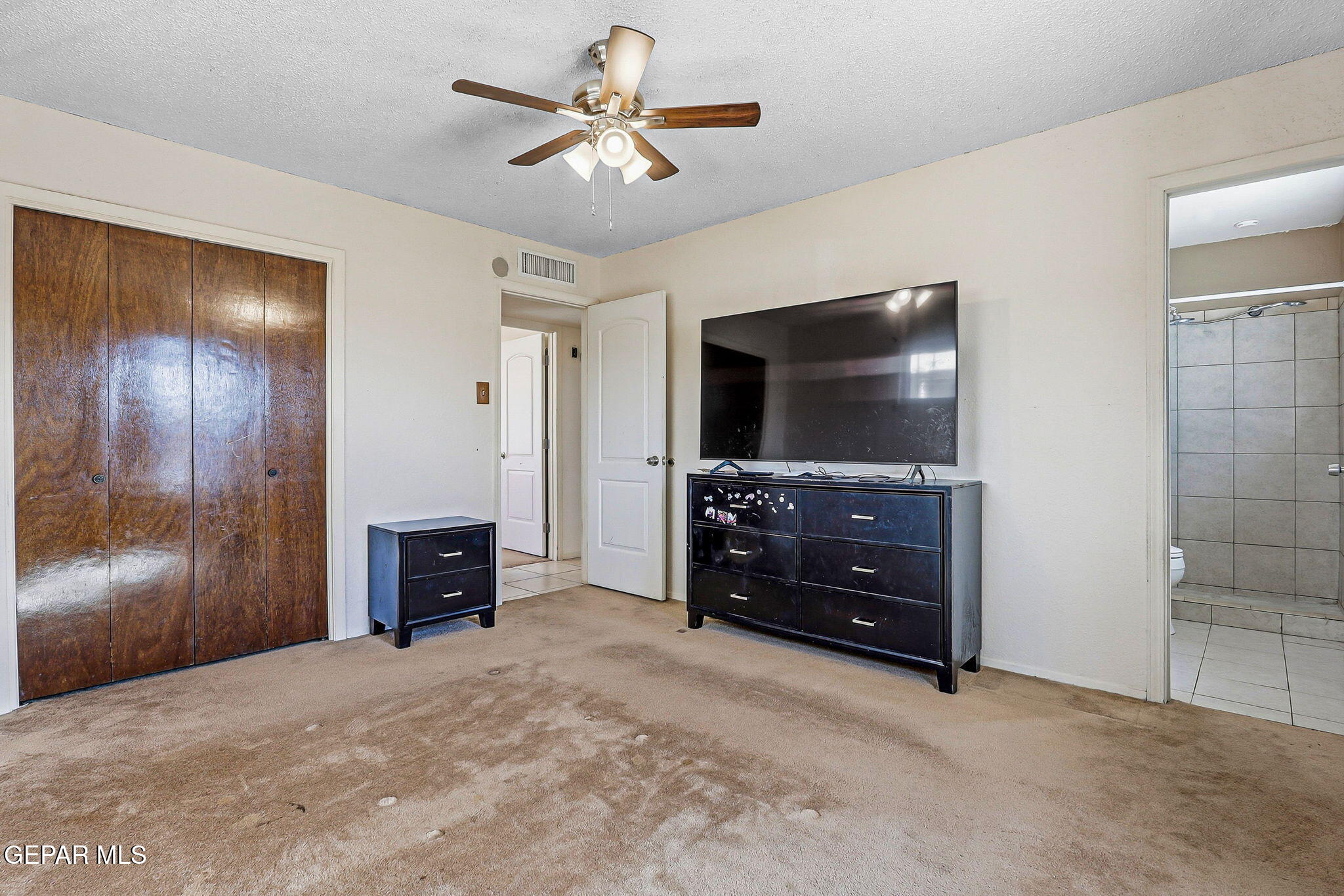 5729 Longview Drive El Paso, TX 79924 - Photo 11 of 16 14-web-or-mls-IMG_9016_1