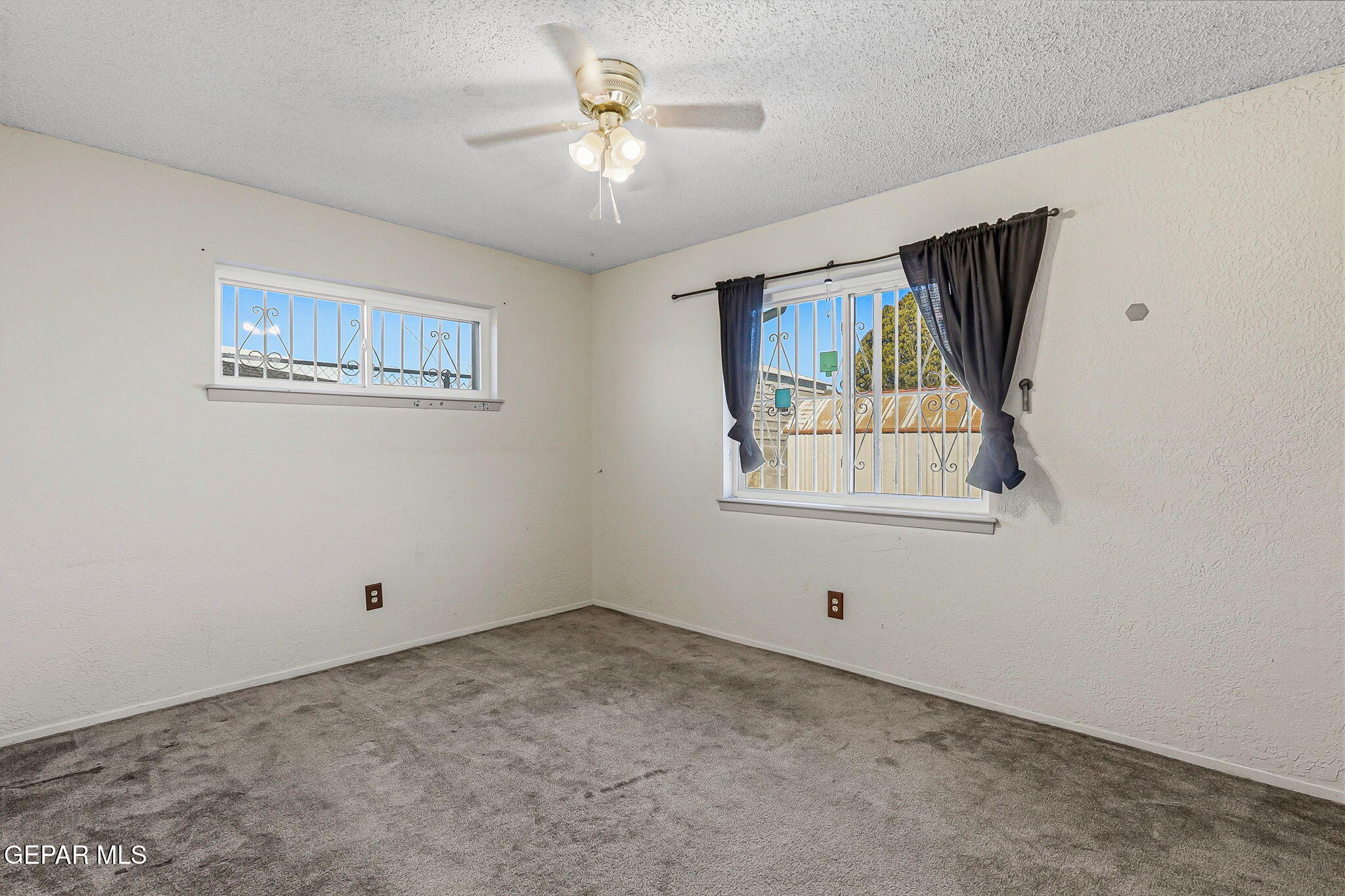 5729 Longview Drive El Paso, TX 79924 - Photo 6 of 16 9-web-or-mls-IMG_8995_1