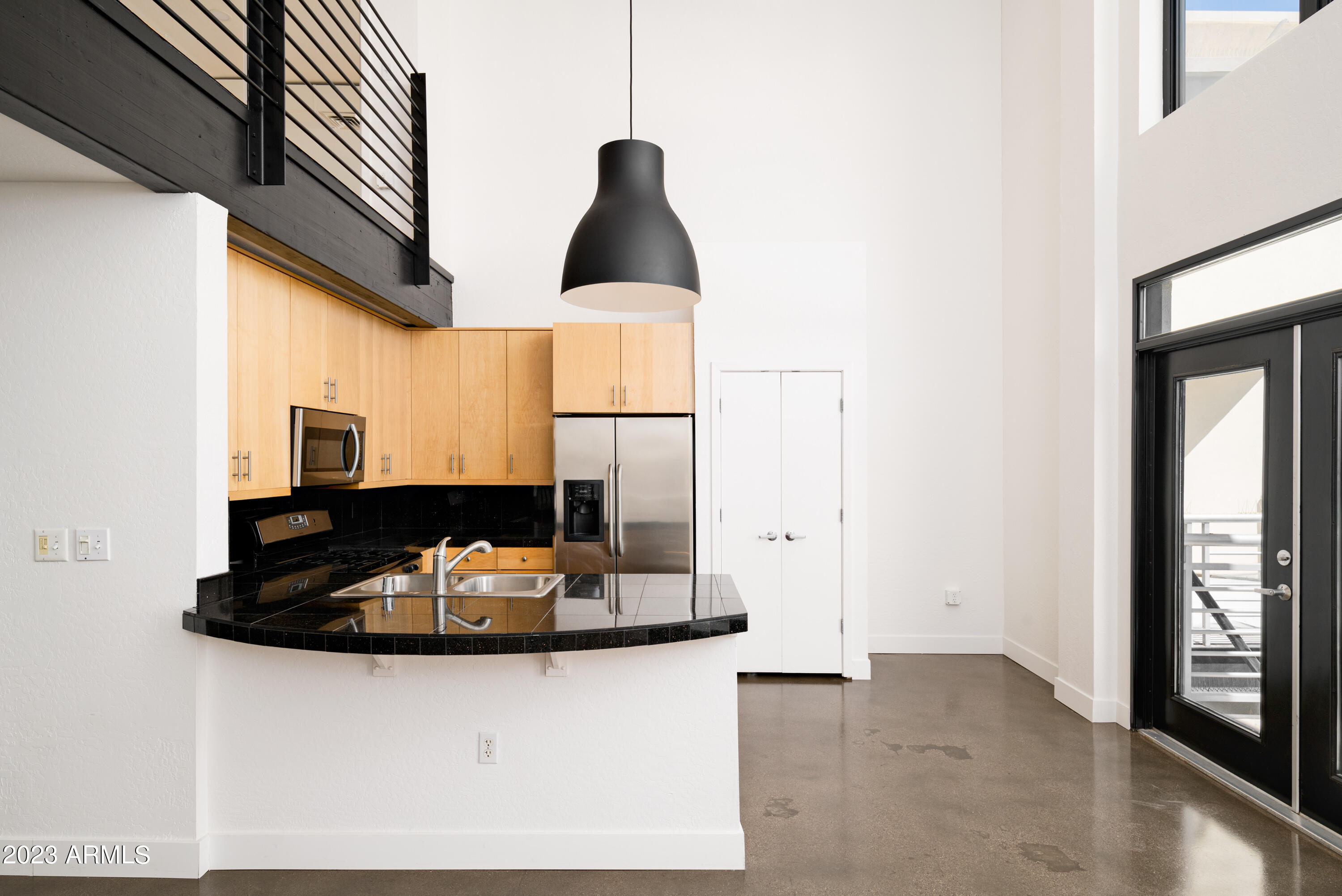 914 East Osborn Road, Unit 412 Phoenix, AZ 85014 - Photo 4 of 23 Phoenix Photo Pro-914 E Osborn Rd #412_0