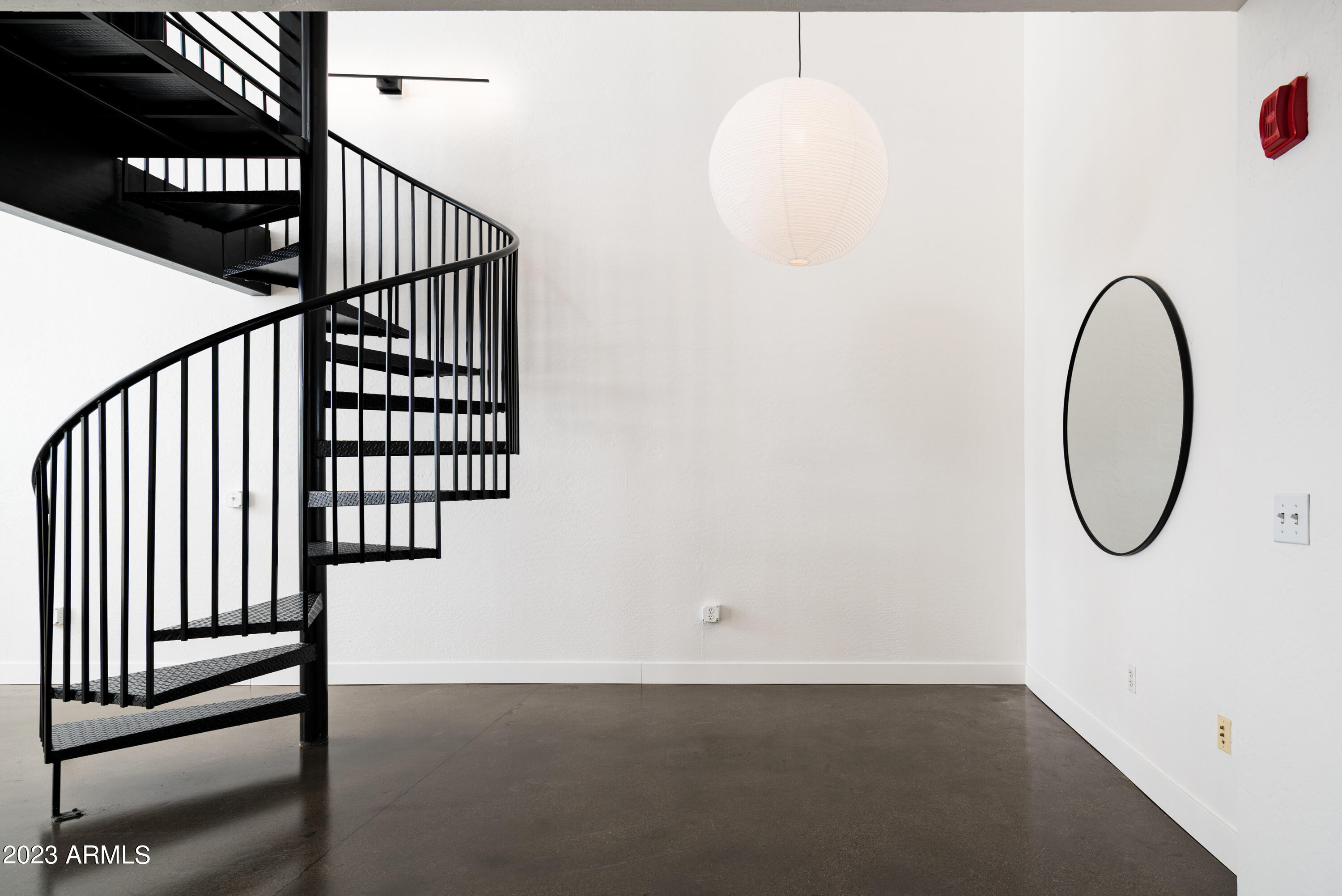 914 East Osborn Road, Unit 412 Phoenix, AZ 85014 - Photo 7 of 23 Phoenix Photo Pro-914 E Osborn Rd #412_0