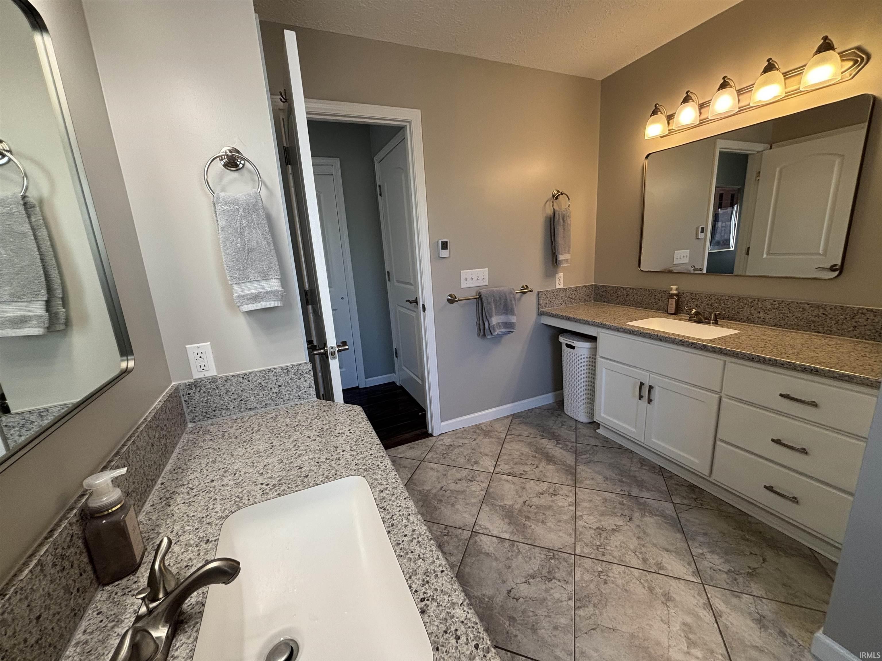 6310 Riptide Way Fort Wayne, IN 46845 - Photo 19 of 31 Gallery Image 19
