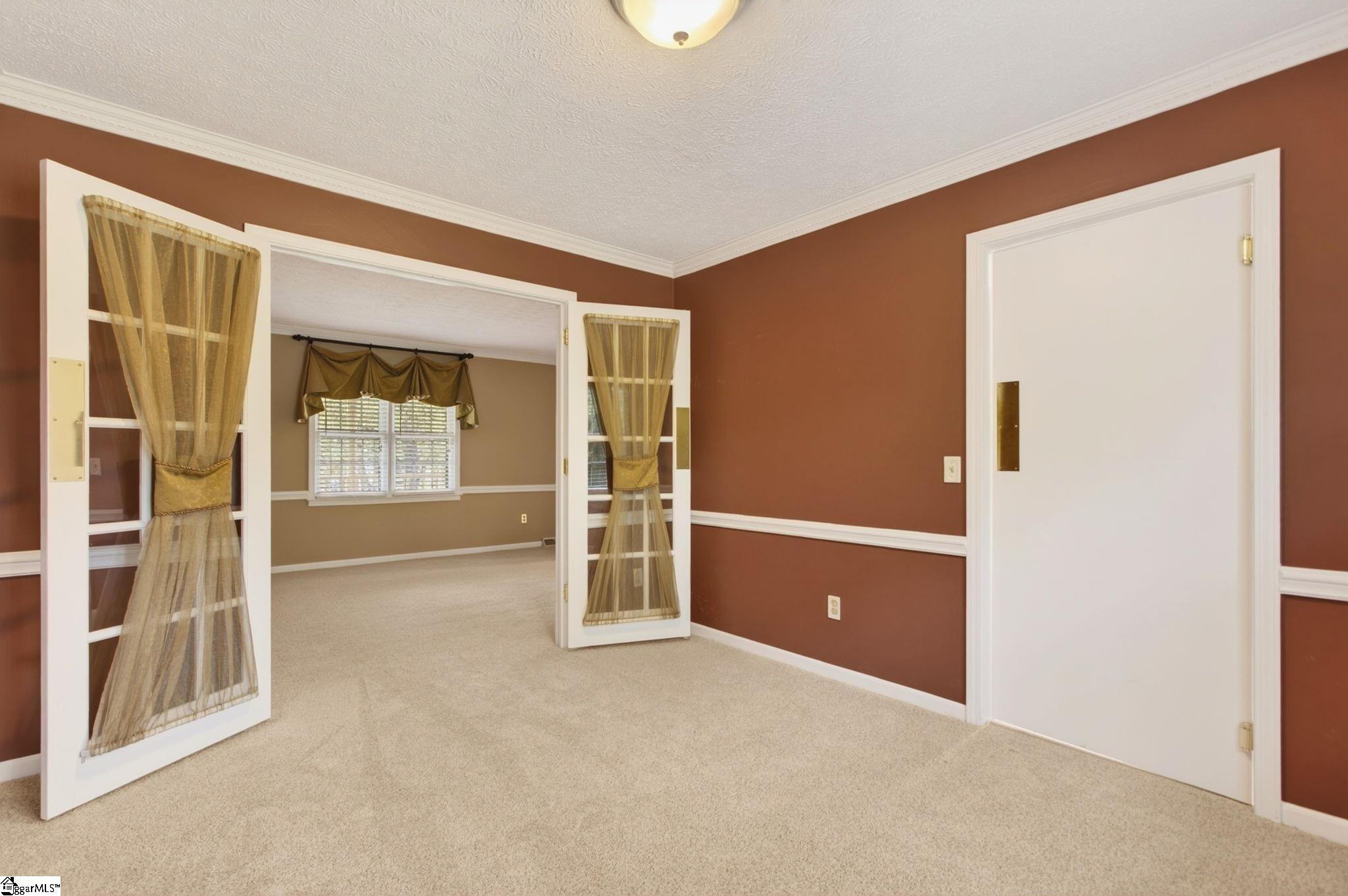 703 East Silverleaf Street Greer, SC 29650 - Photo 14 of 44