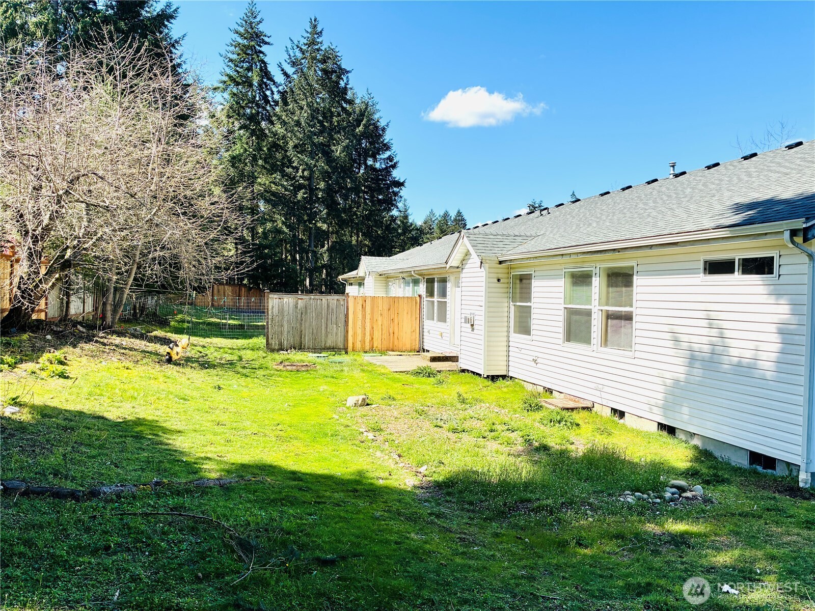 8802 222nd Street East Graham, WA 98338 - Photo 25 of 25 a bathroom with a sink and garden