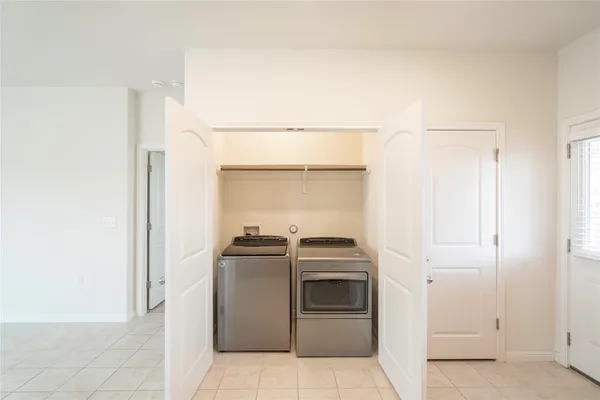 $1,975 | 13007 Carswell Street, Austin, TX 78754