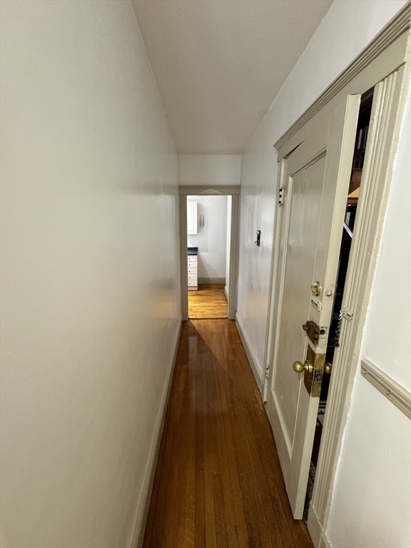 24 Sidlaw Road, Unit 8 Boston, MA 02135 - Photo 14 of 21