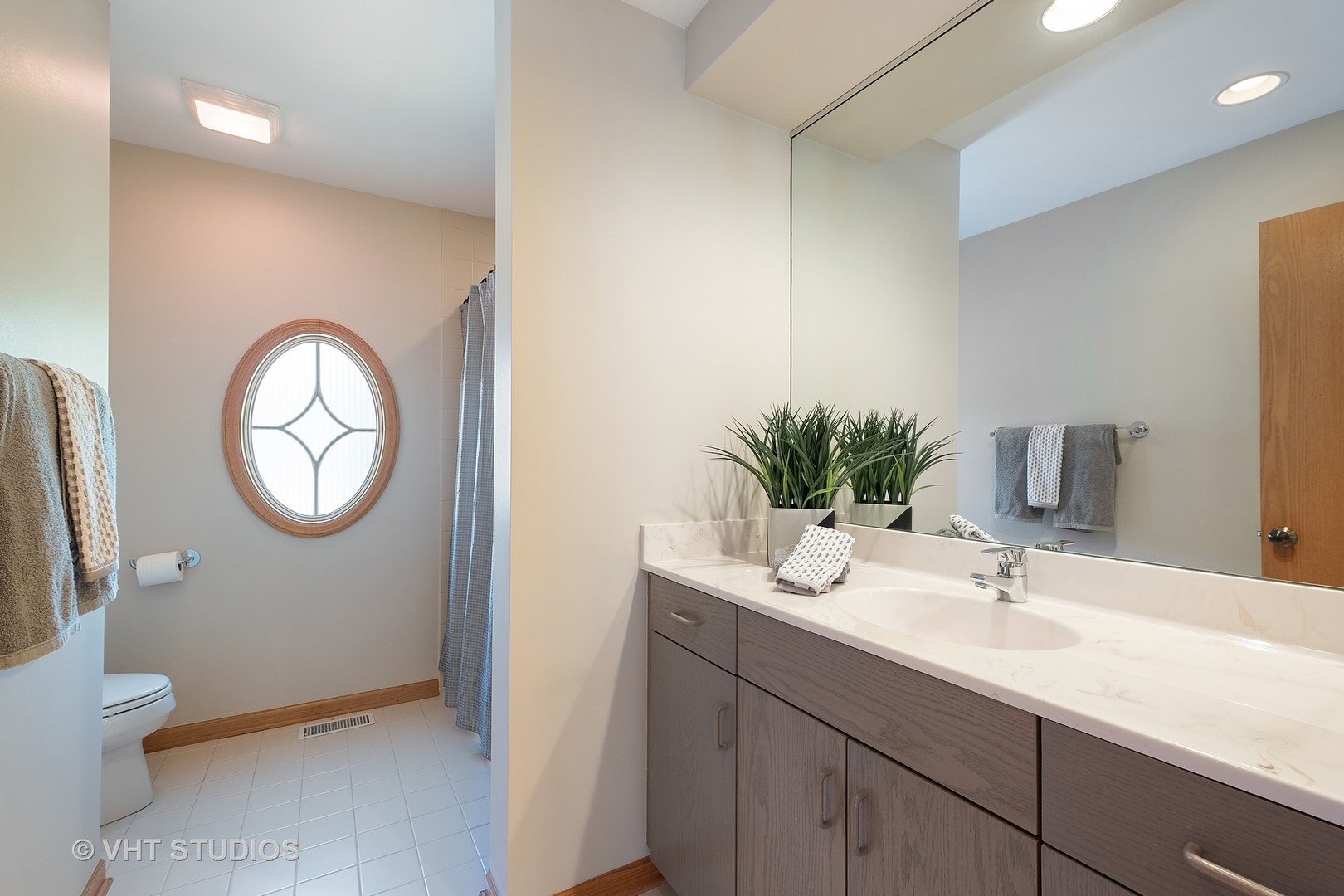 2222 Royal Ridge Drive Northbrook, IL 60062 - Photo 14 of 33