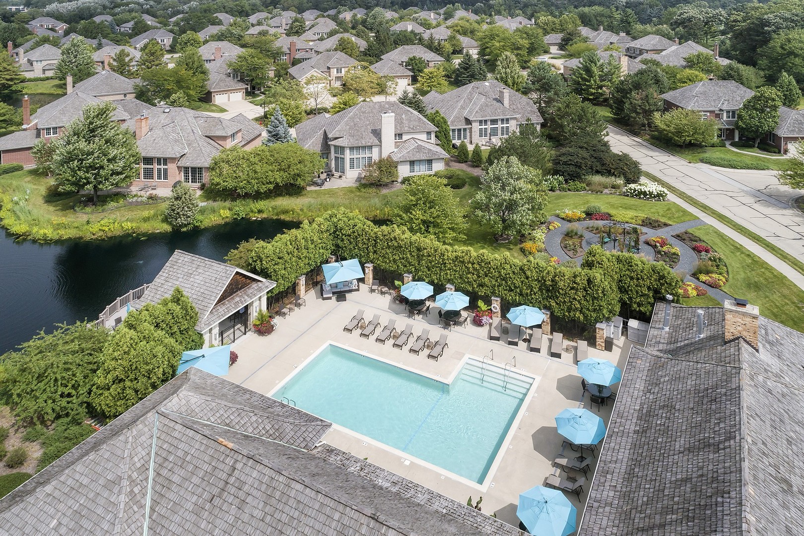 2222 Royal Ridge Drive Northbrook, IL 60062 - Photo 26 of 33