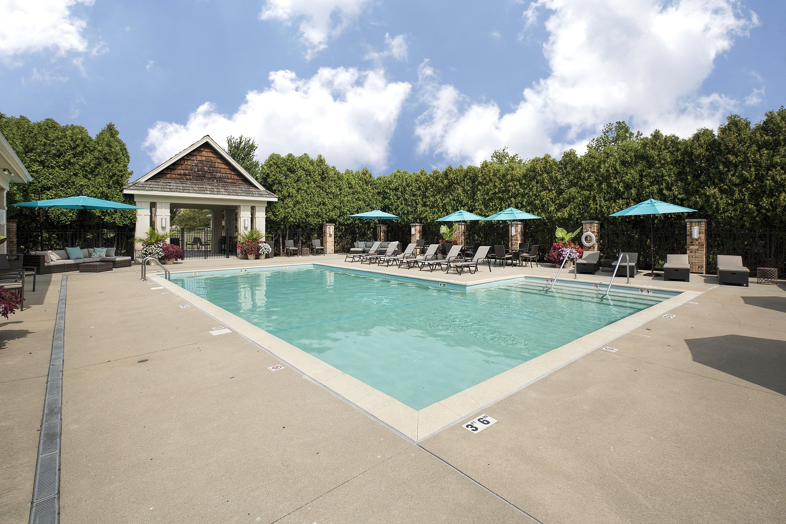 2222 Royal Ridge Drive Northbrook, IL 60062 - Photo 27 of 33