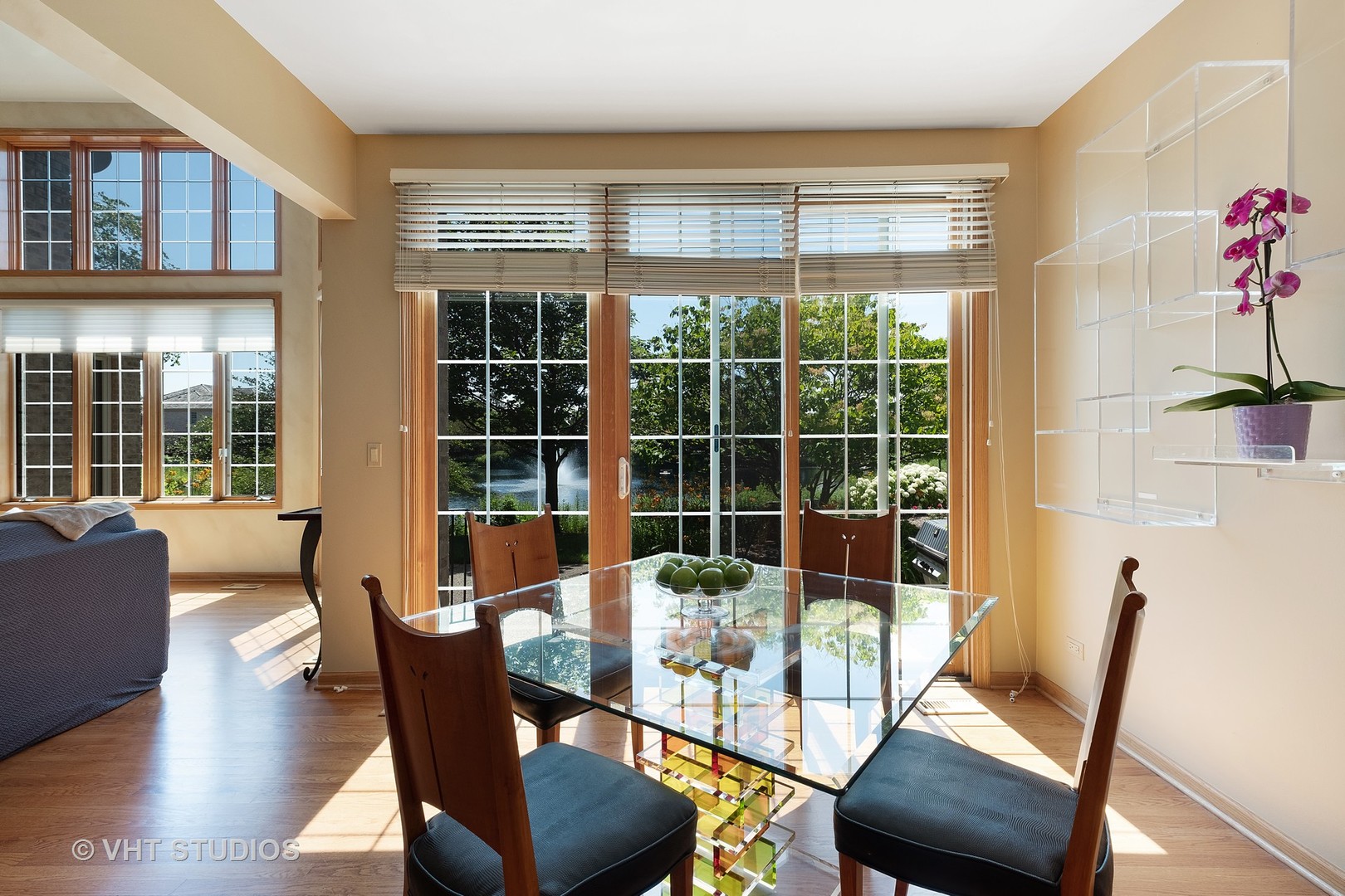 2222 Royal Ridge Drive Northbrook, IL 60062 - Photo 6 of 33