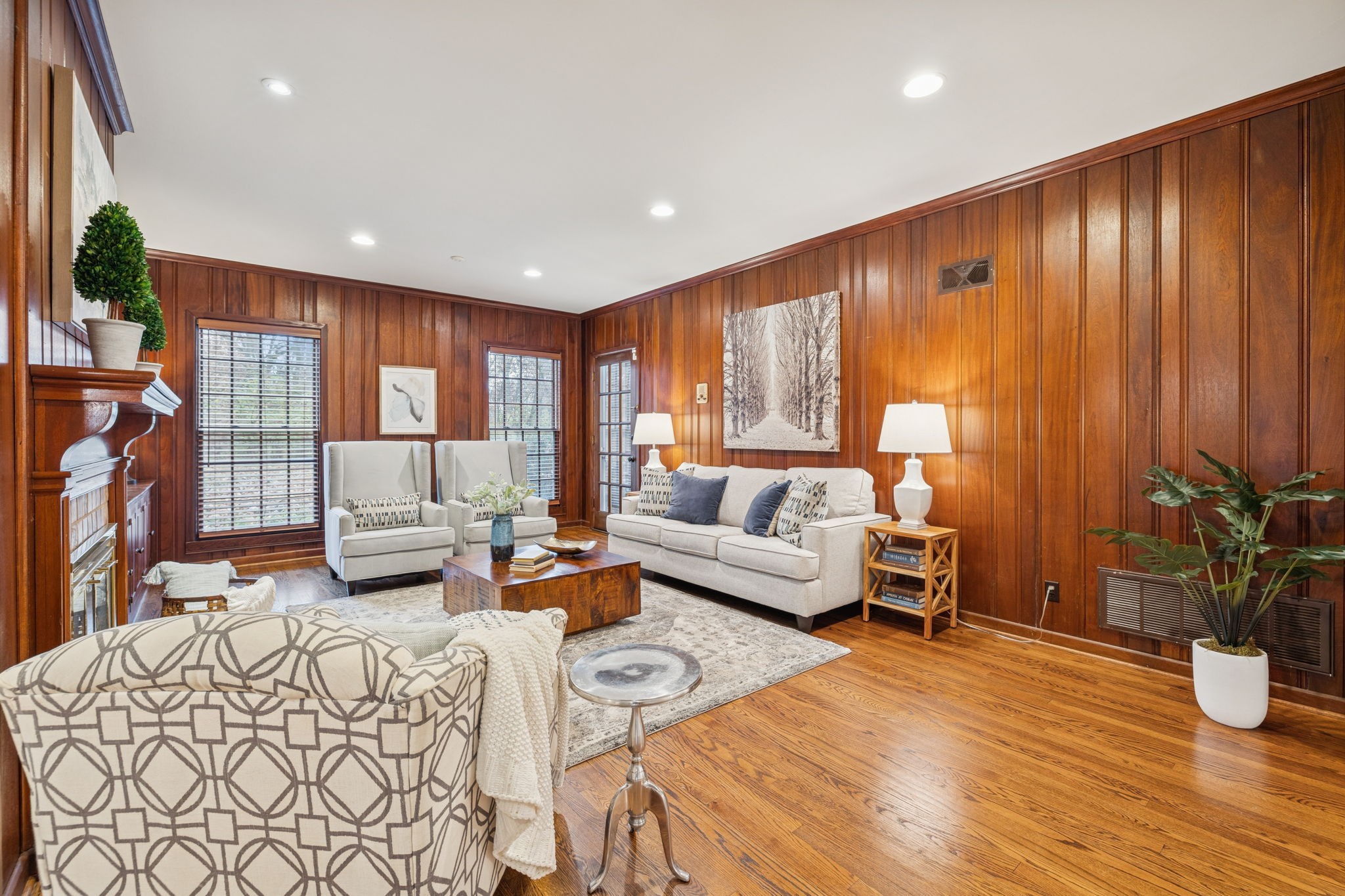 6012 Hickory Valley Road Nashville, TN 37209 - Photo 12 of 60 a living room with furniture and wooden floor