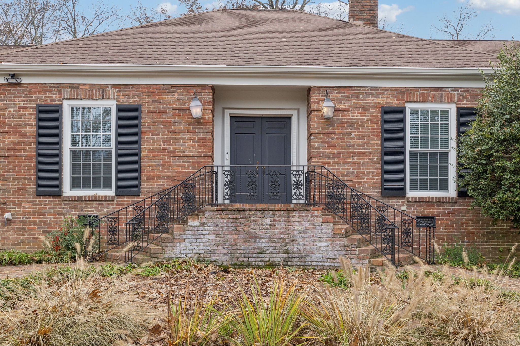 6012 Hickory Valley Road Nashville, TN 37209 - Photo 3 of 60