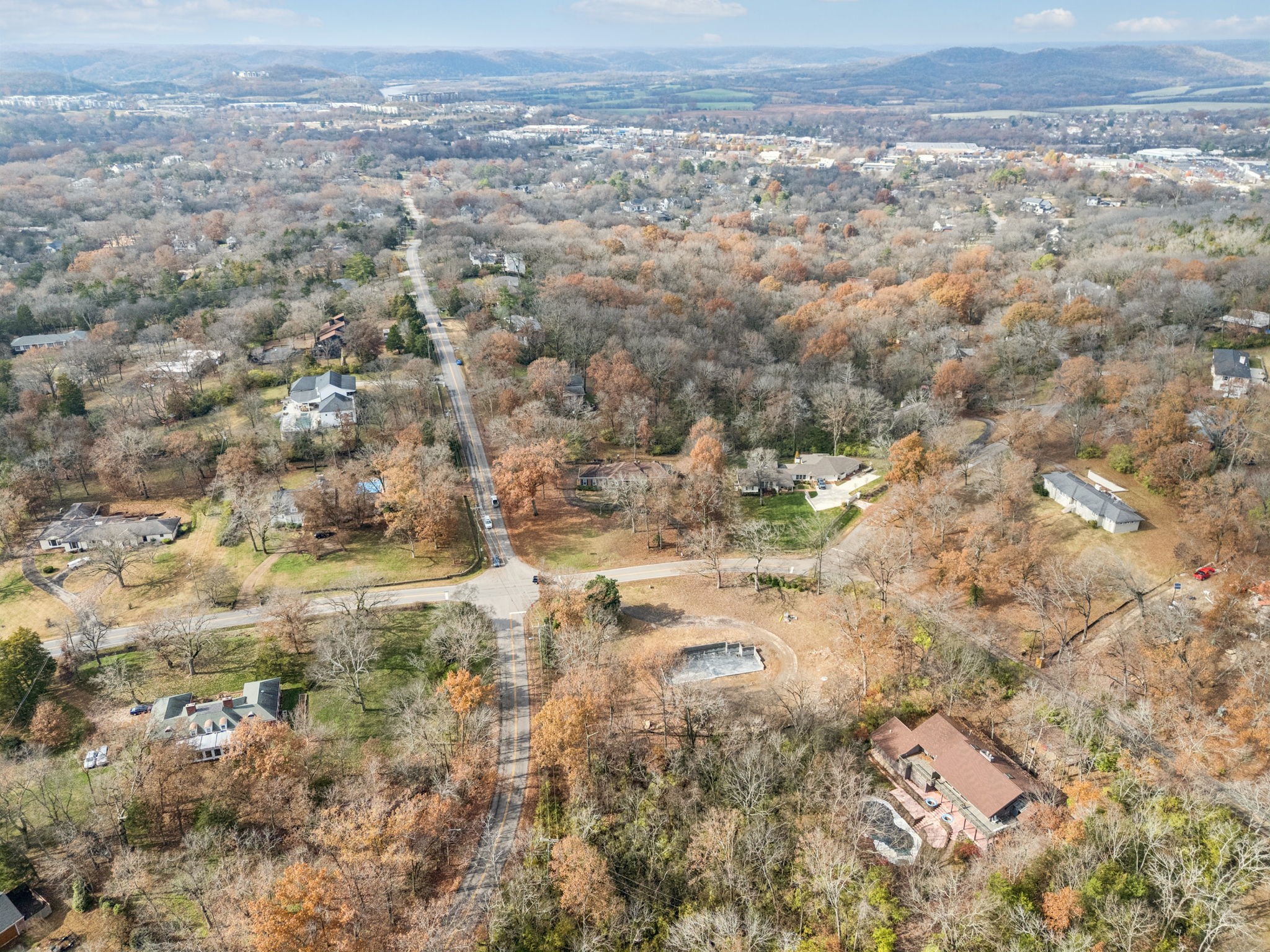 6012 Hickory Valley Road Nashville, TN 37209 - Photo 54 of 60 a view of a yard