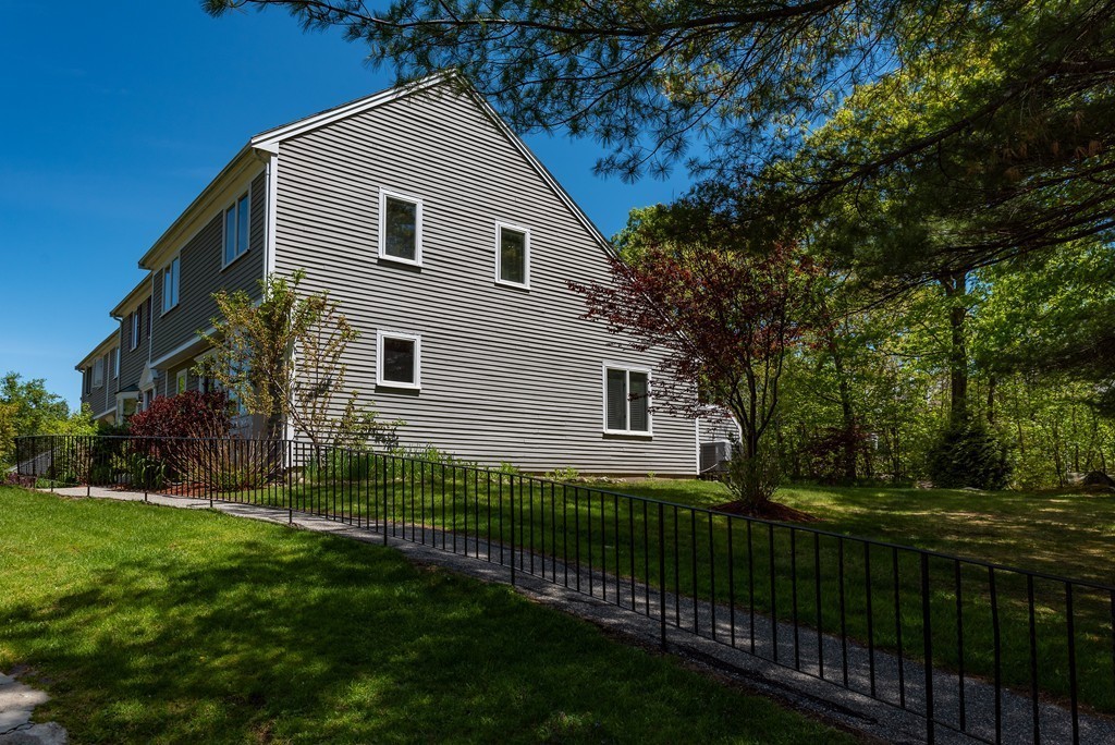 3306 Woodbridge Road, Unit 3306 Peabody, MA 01960 - Photo 2 of 28 Gallery Image 2