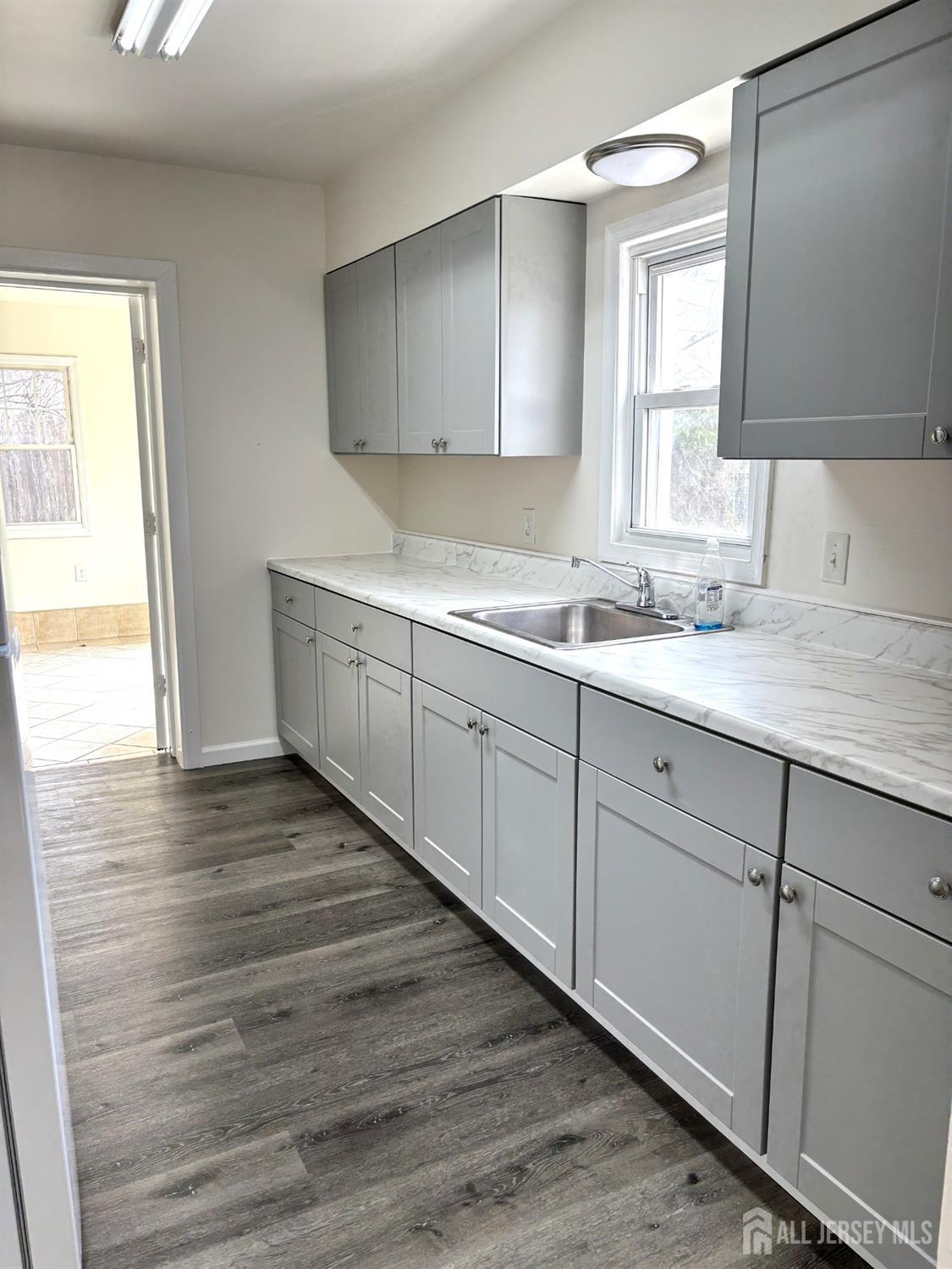 210 2nd Street Middlesex, NJ 08846 - Photo 4 of 28