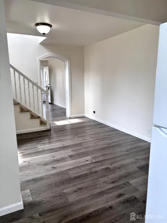 $3,800 | 210 2nd Street, Middlesex, NJ 08846