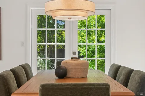 $1,593,000 | 14 Scenic Avenue, San Anselmo, CA 94960