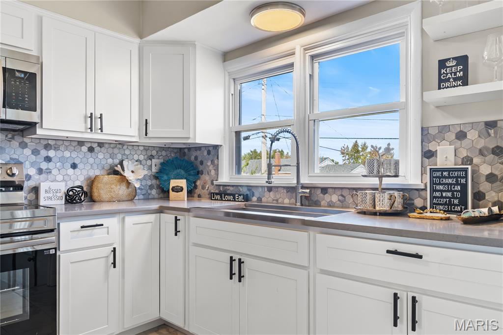 1141 St Cyr Road St. Louis, MO 63137 - Photo 6 of 21