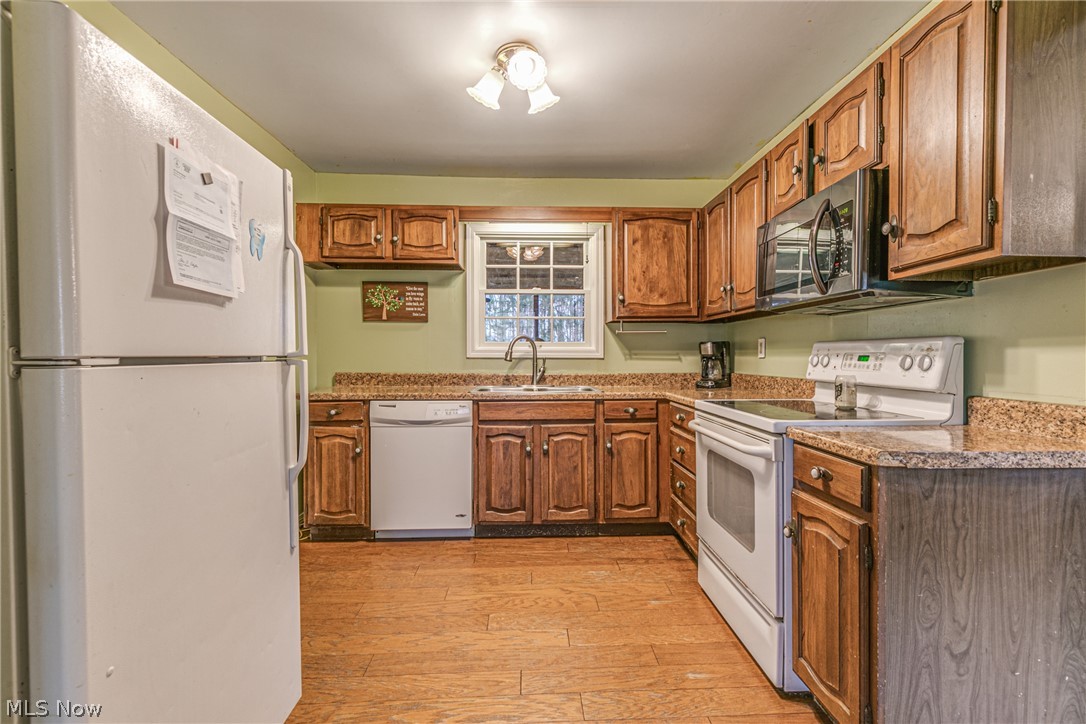 1223 South Beachview Road Willoughby, OH 44094 - Photo 8 of 35 Gallery Image 8