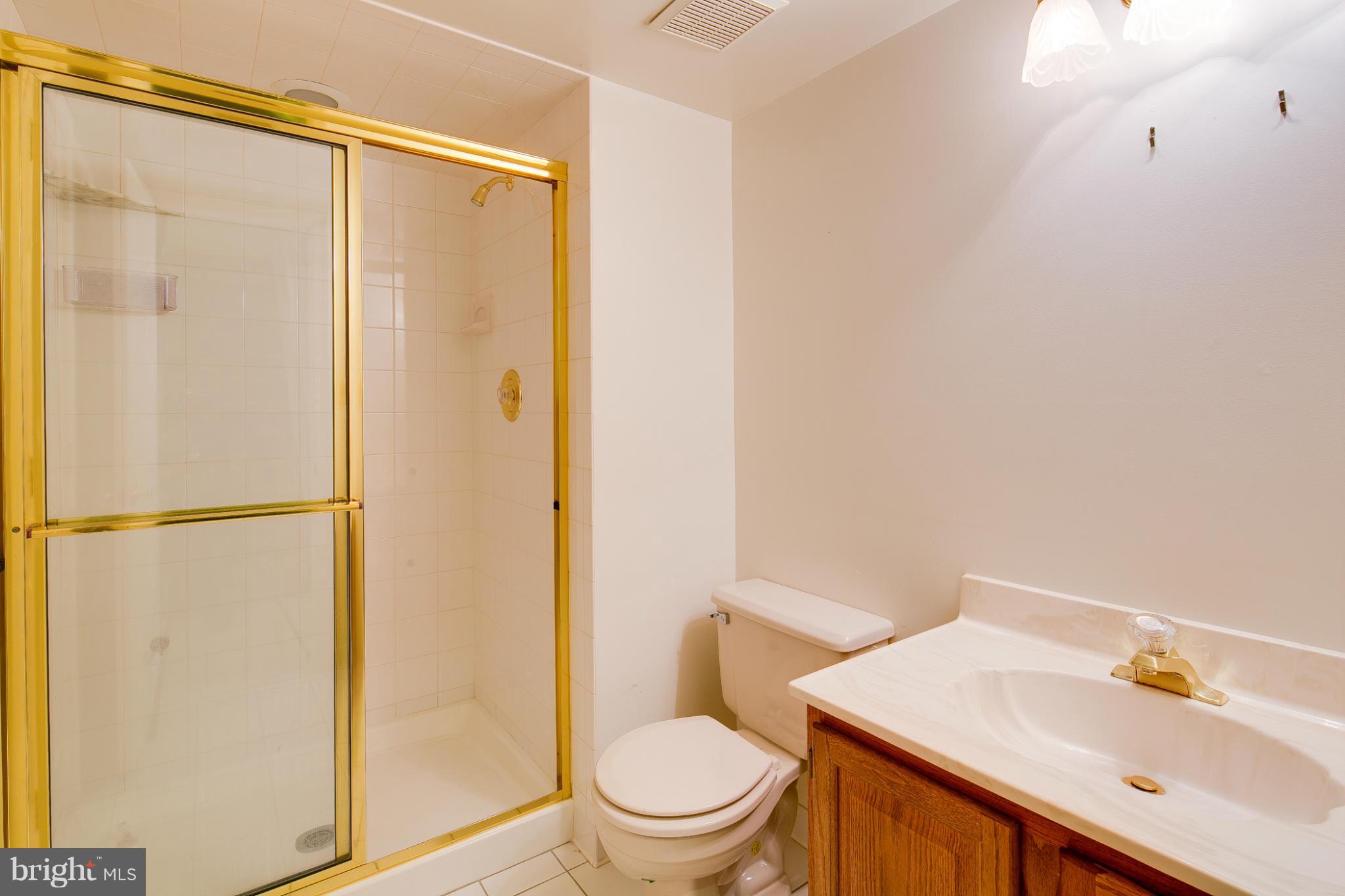 15016 Notley Road Silver Spring, MD 20905 - Photo 22 of 24 Bath