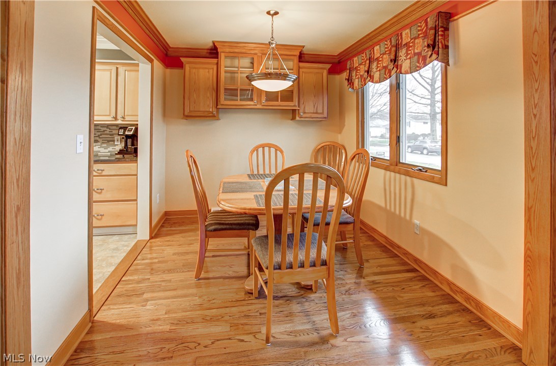 32301 Knobel Road Willowick, OH 44095 - Photo 7 of 35