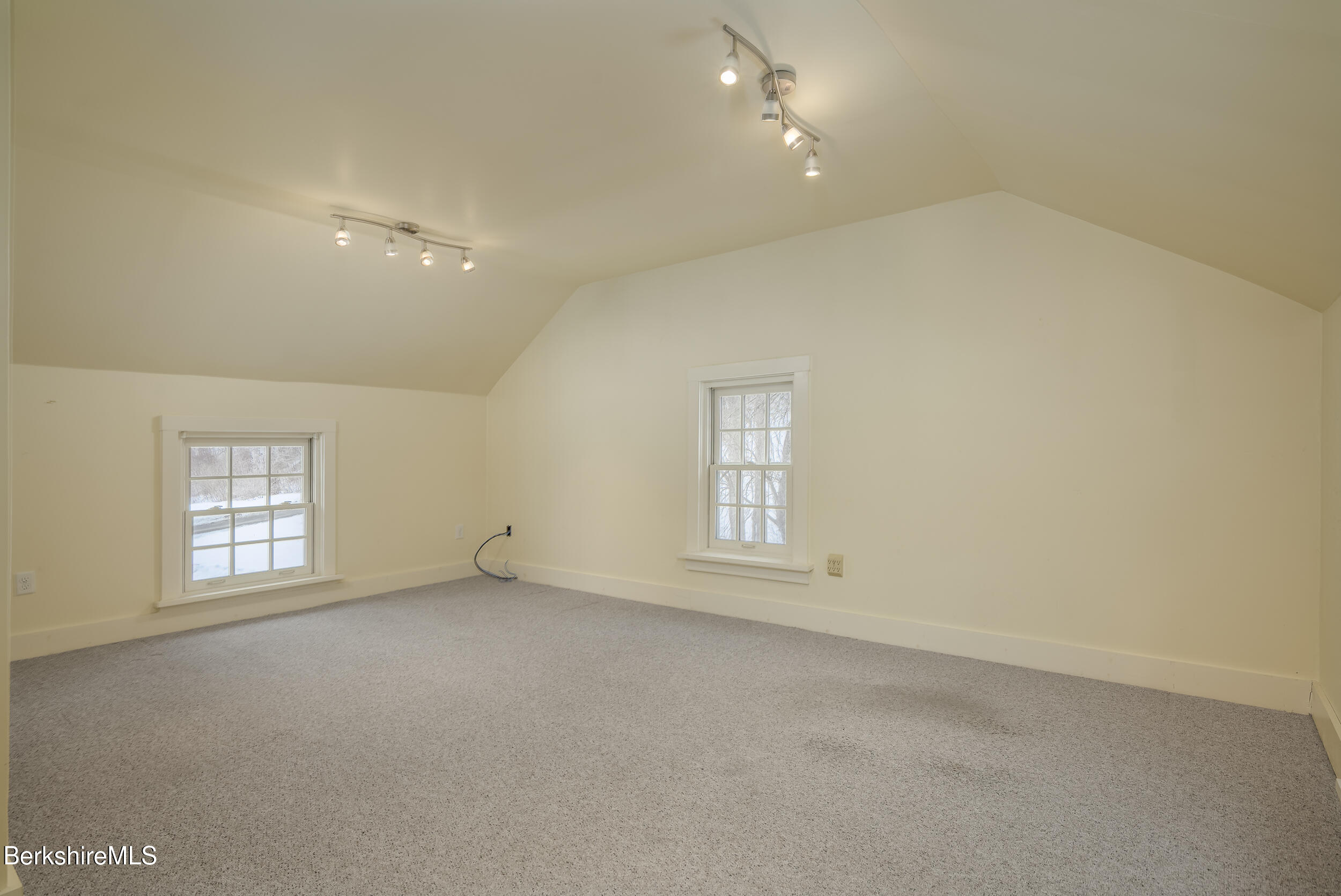 1539 Green River Road, Unit 2 Williamstown, MA 01267 - Photo 33 of 50 1539-Green-River-30