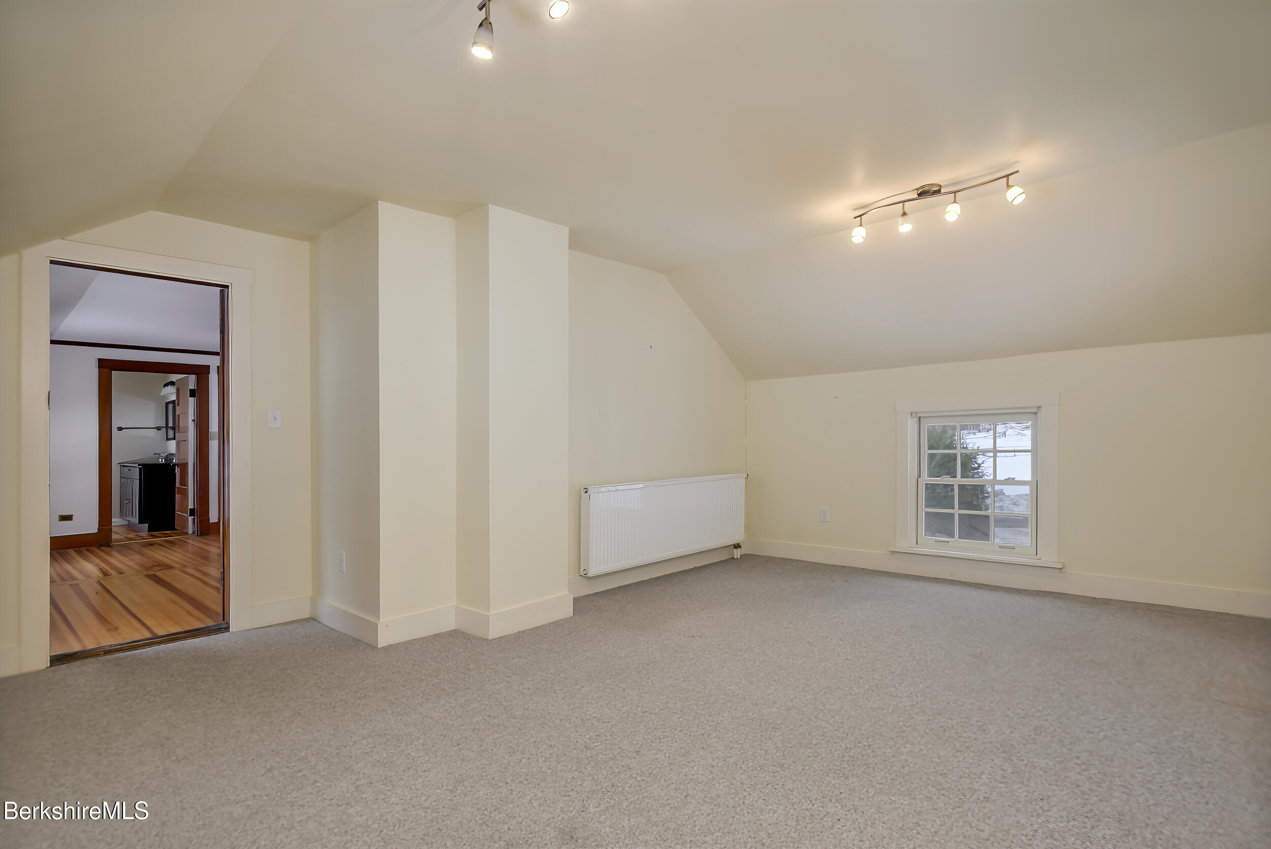 1539 Green River Road, Unit 2 Williamstown, MA 01267 - Photo 35 of 50 1539-Green-River-32