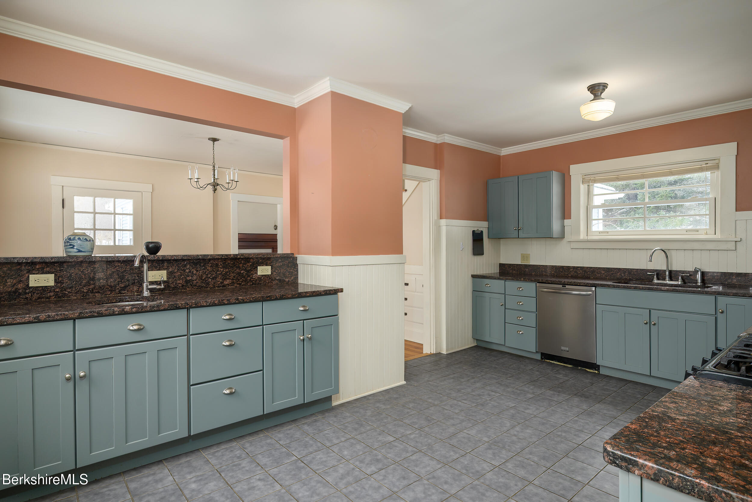 1539 Green River Road, Unit 2 Williamstown, MA 01267 - Photo 4 of 50 1539-Green-River-3