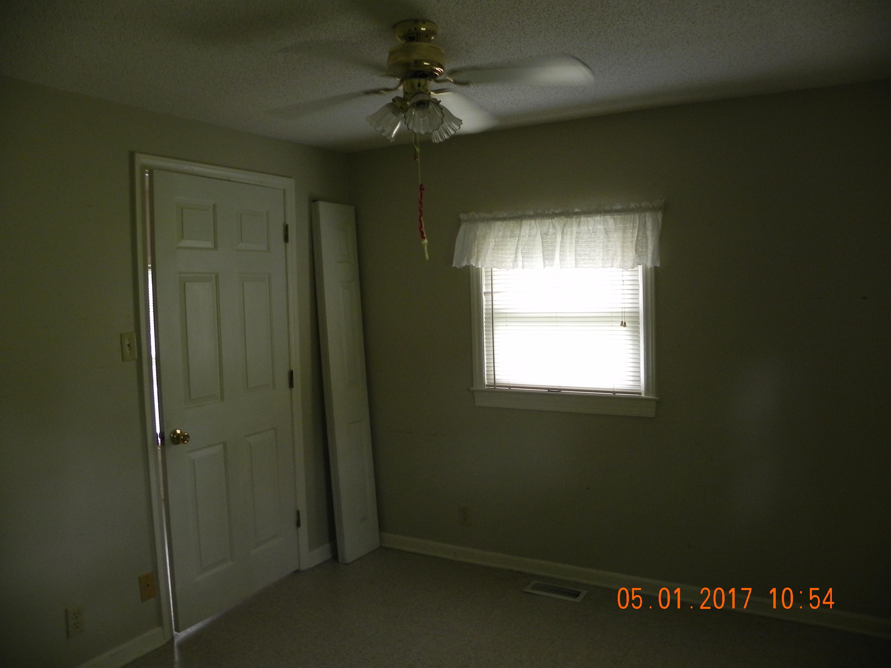 684-656 Peace Road Carthage, NC 28327 - Photo 14 of 41 656 Bedroom #1
