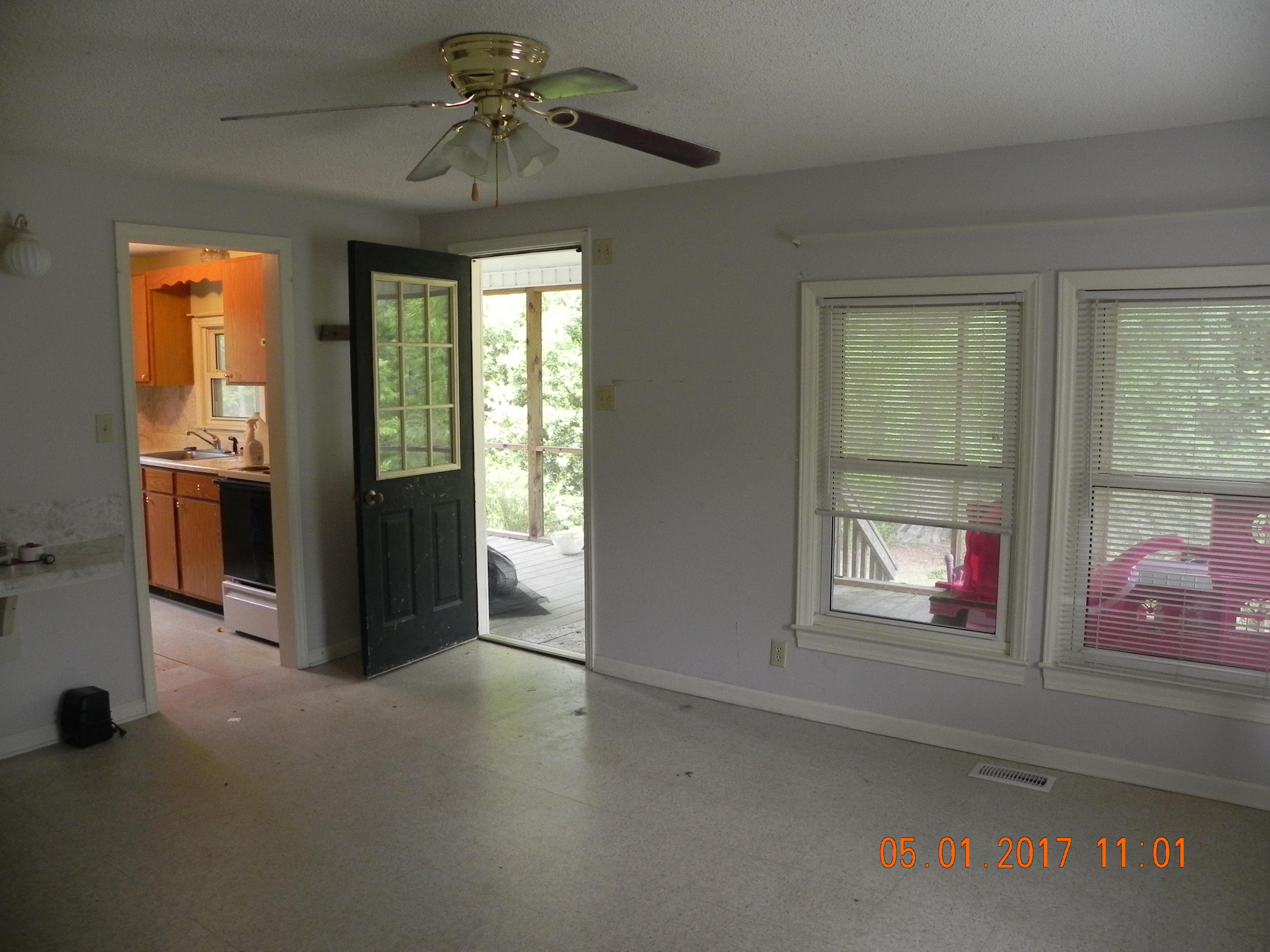 684-656 Peace Road Carthage, NC 28327 - Photo 16 of 41 656 Great Room area