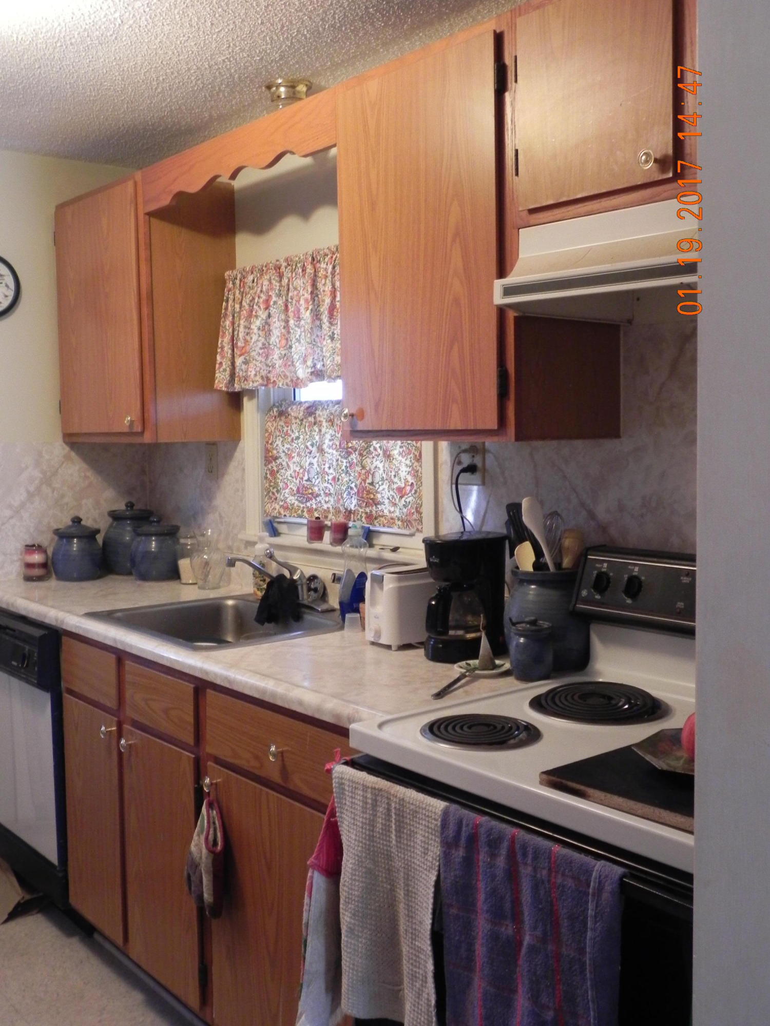 684-656 Peace Road Carthage, NC 28327 - Photo 10 of 41 656 - Galley kitchen with washer and dryer in same area to the right of entrance