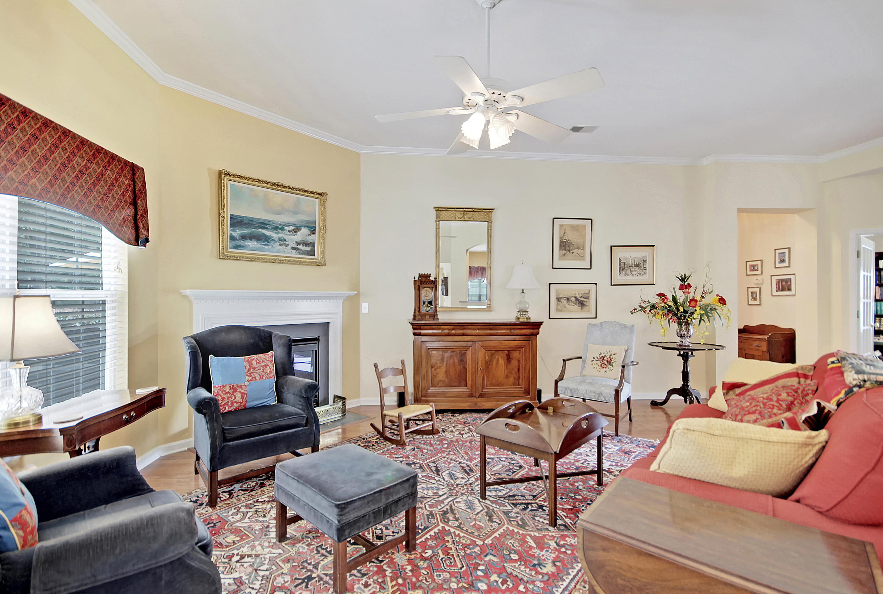 208 Hollytree Circle Ladson, SC 29456 - Photo 6 of 36 Living Room