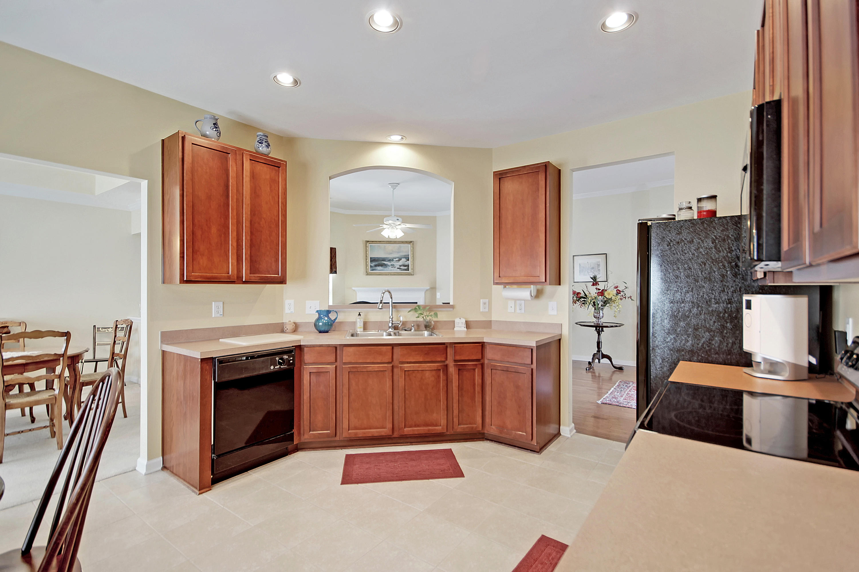 208 Hollytree Circle Ladson, SC 29456 - Photo 8 of 36 Kitchen