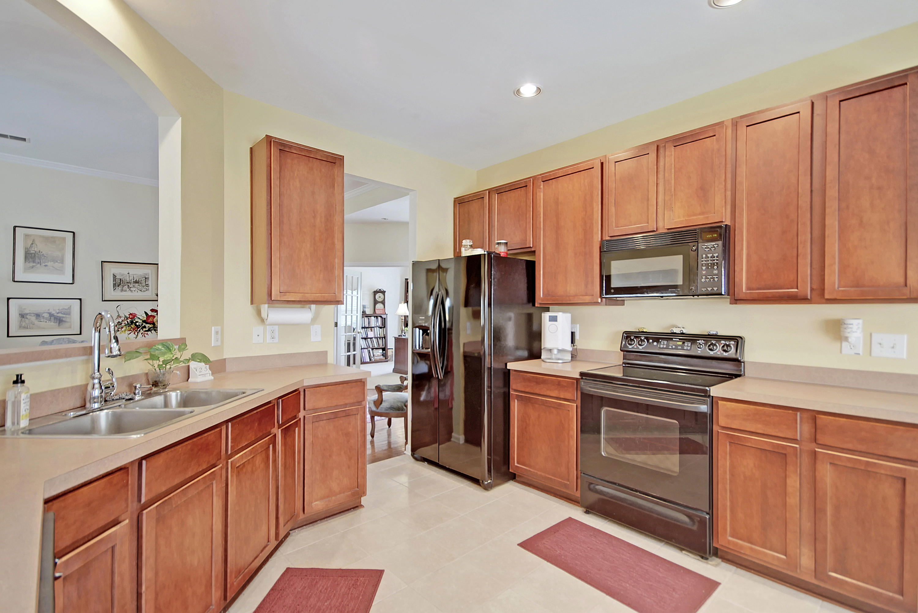 208 Hollytree Circle Ladson, SC 29456 - Photo 9 of 36 Kitchen