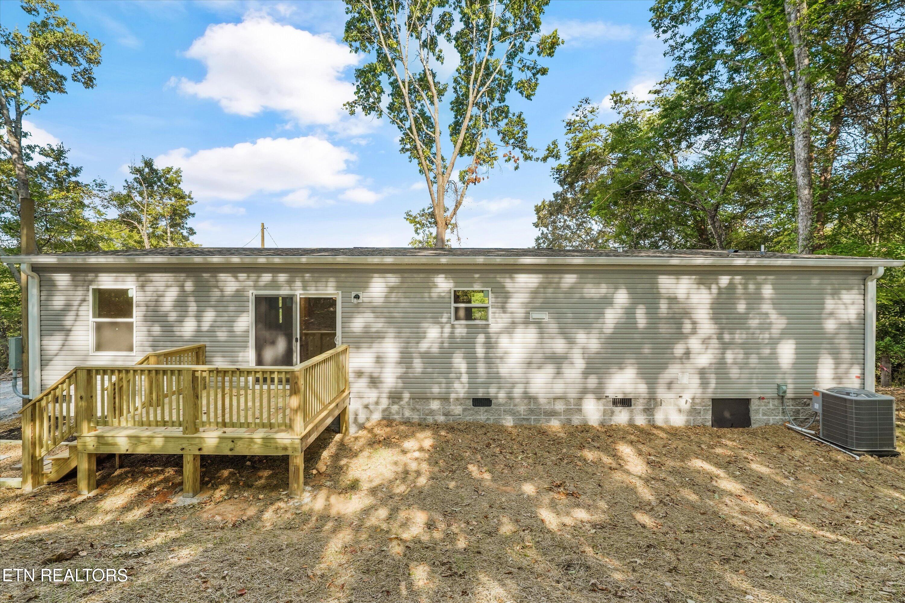 707 Old Riceville Road Athens, TN 37303 - Photo 34 of 45 34-707 Old Riceville Rd 31