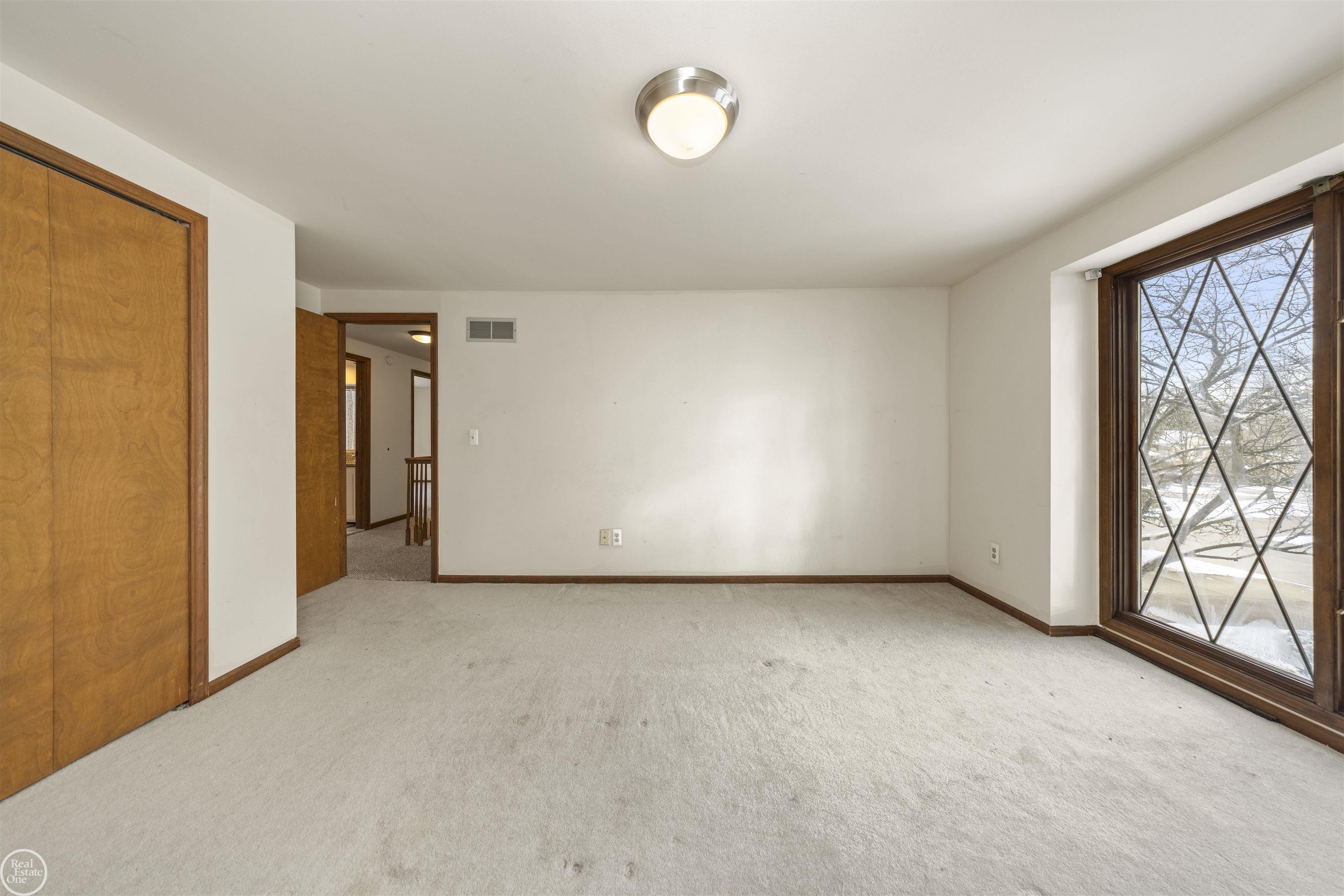 441 Silvervale Drive Rochester Hills, MI 48309 - Photo 49 of 65