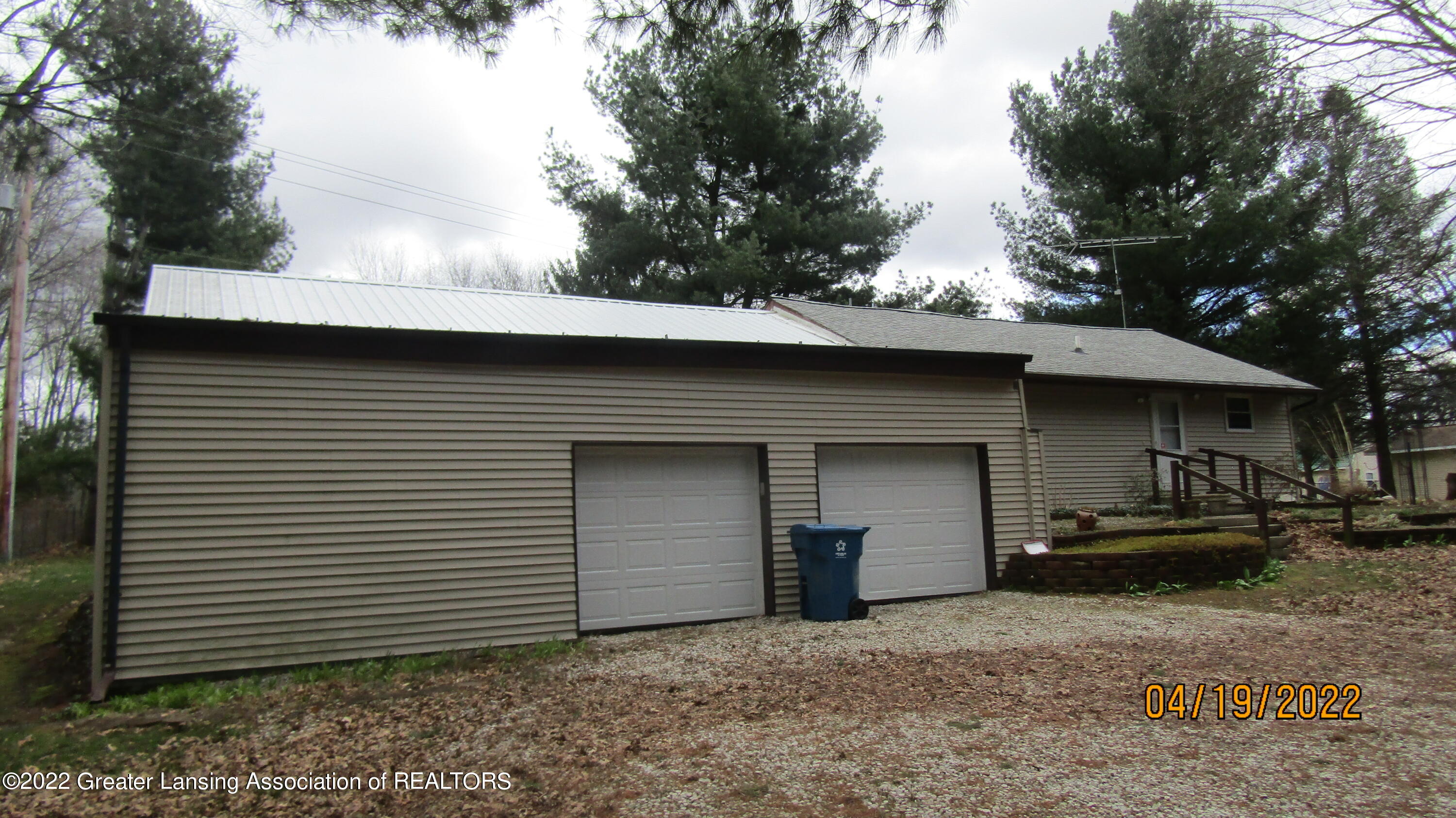 15788 15 Mile Road Marshall, MI 49068 - Photo 3 of 21 IMG_0551