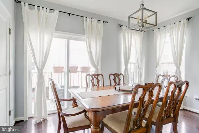 $2,975 | 22517 Phillips Street, Unit 1509, Clarksburg, MD 20871