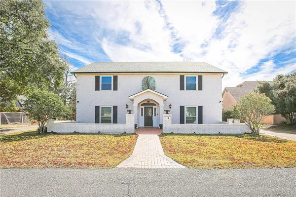 $749,000 | 4000 Locke Lane, Unit 9, Lake Charles, LA 70605