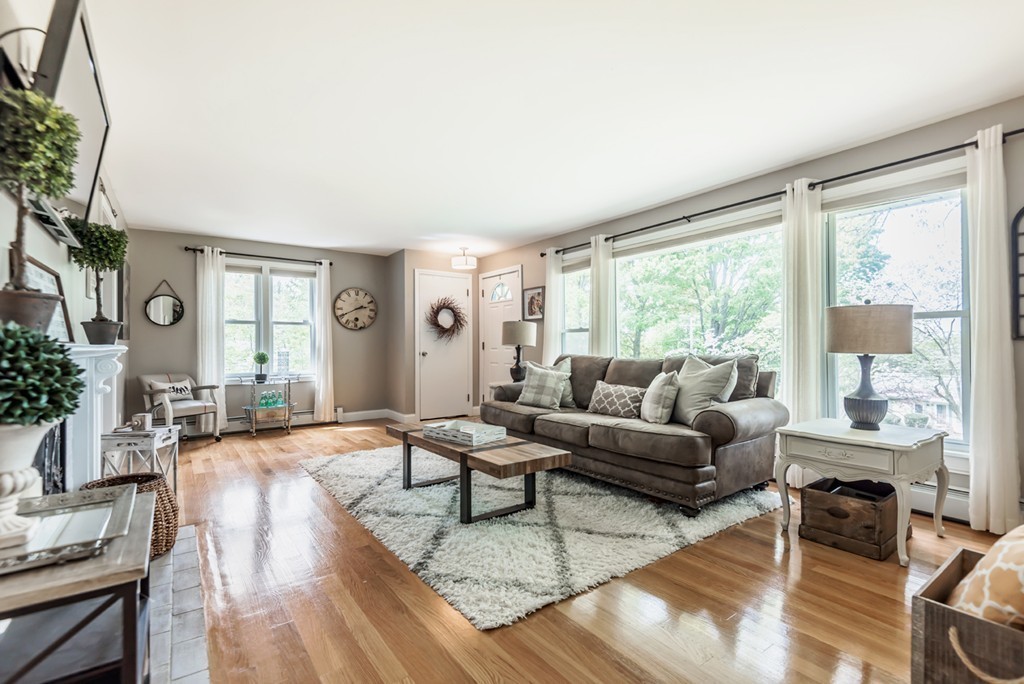667 Trull Road Tewksbury, MA 01876 - Photo 3 of 30 Gallery Image 3