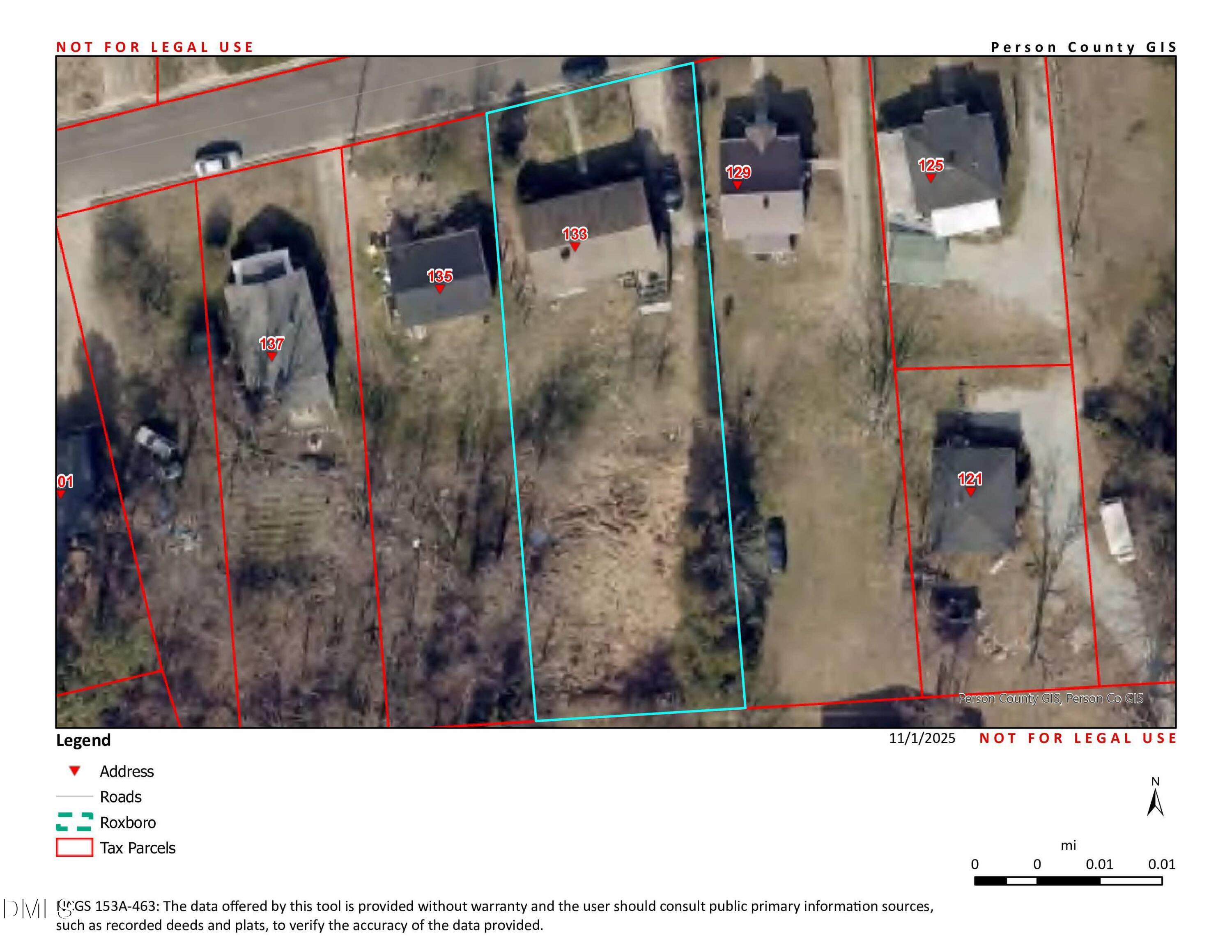 133 Hill Street Roxboro, NC 27573 - Photo 15 of 15 a picture of a bathroom with a shower and a mirror