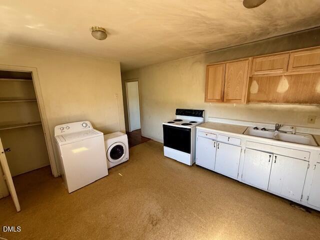 133 Hill Street Roxboro, NC 27573 - Photo 8 of 15 a kitchen with cabinets a sink and appliances